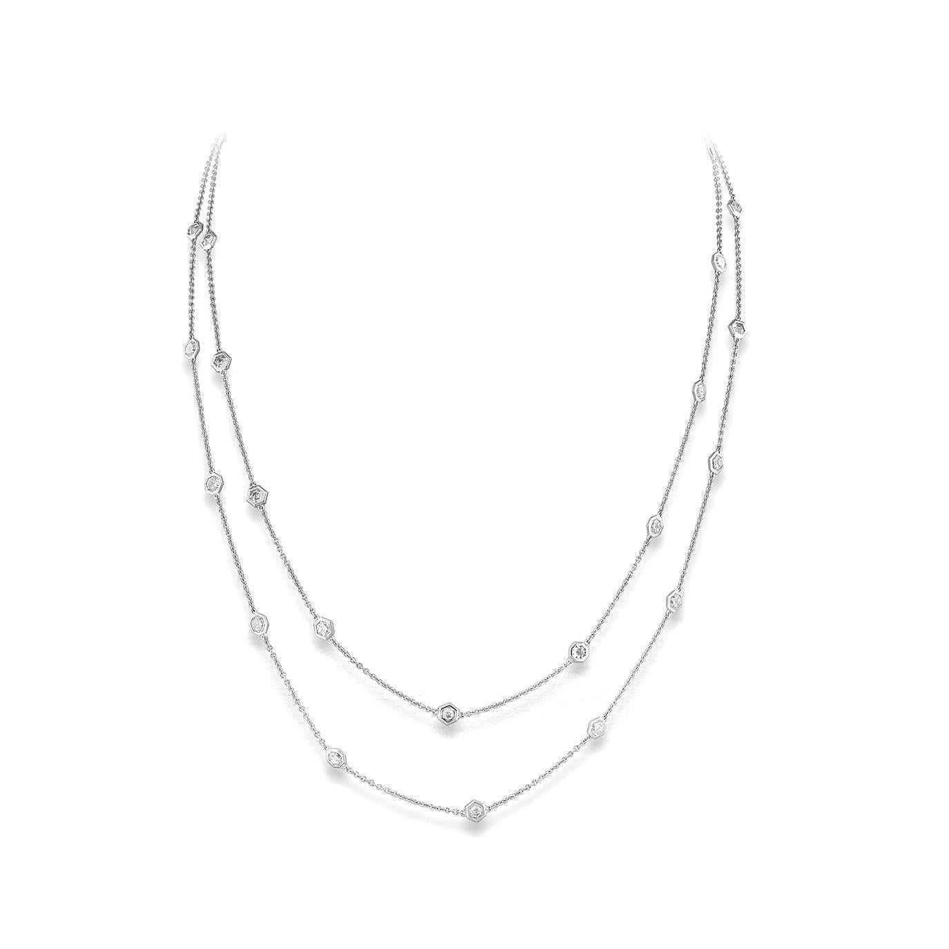 Round Cut Diamond Necklace For Sale