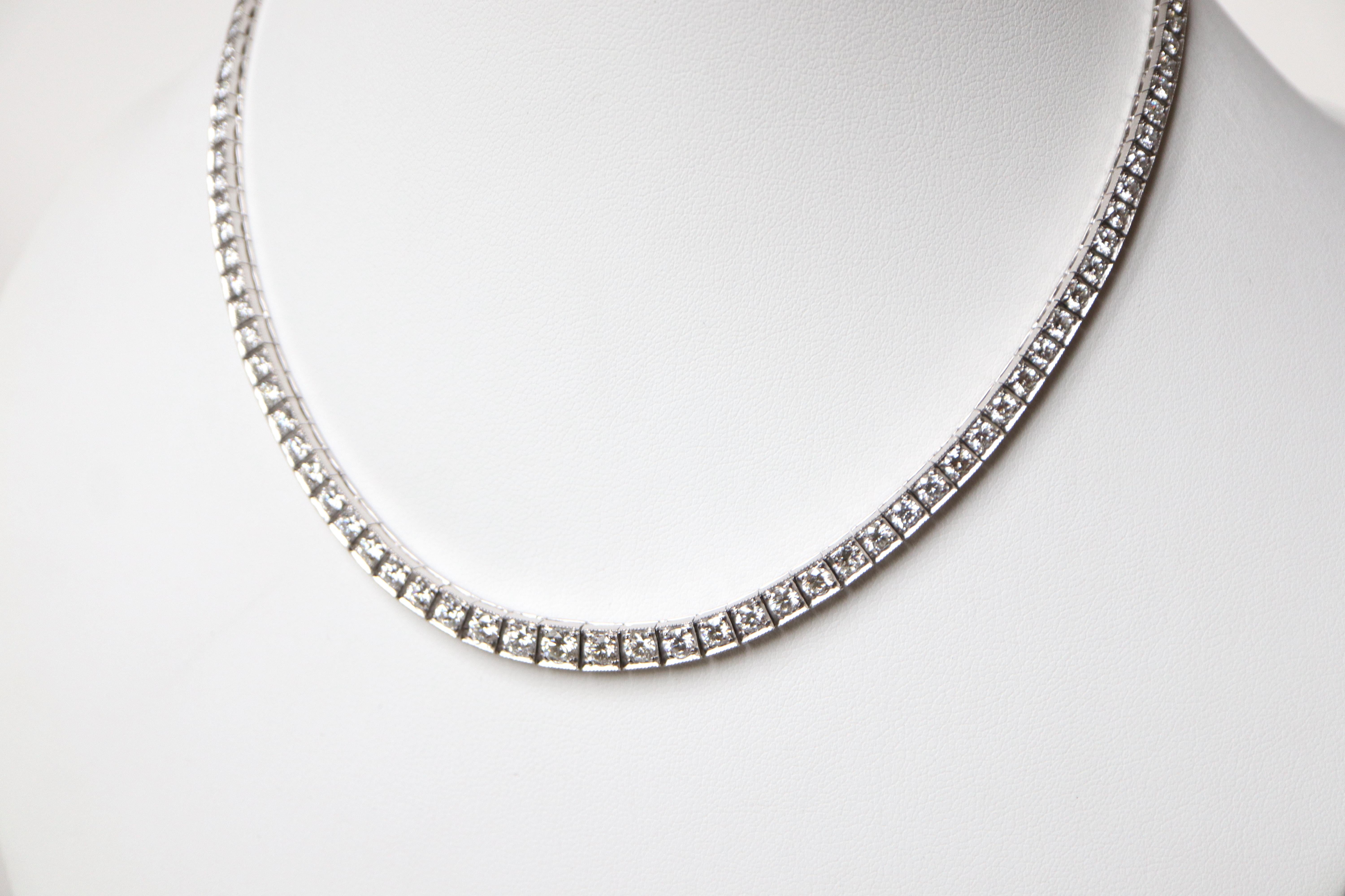 Diamond Necklace in 18 Carat White Gold and 10 Carats of Diamonds Falling For Sale 2
