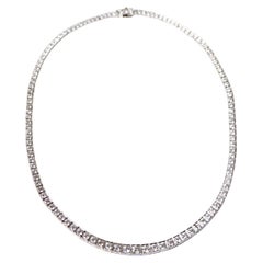Collier de diamants en or blanc 18 carats et diamants de 10 carats tombés