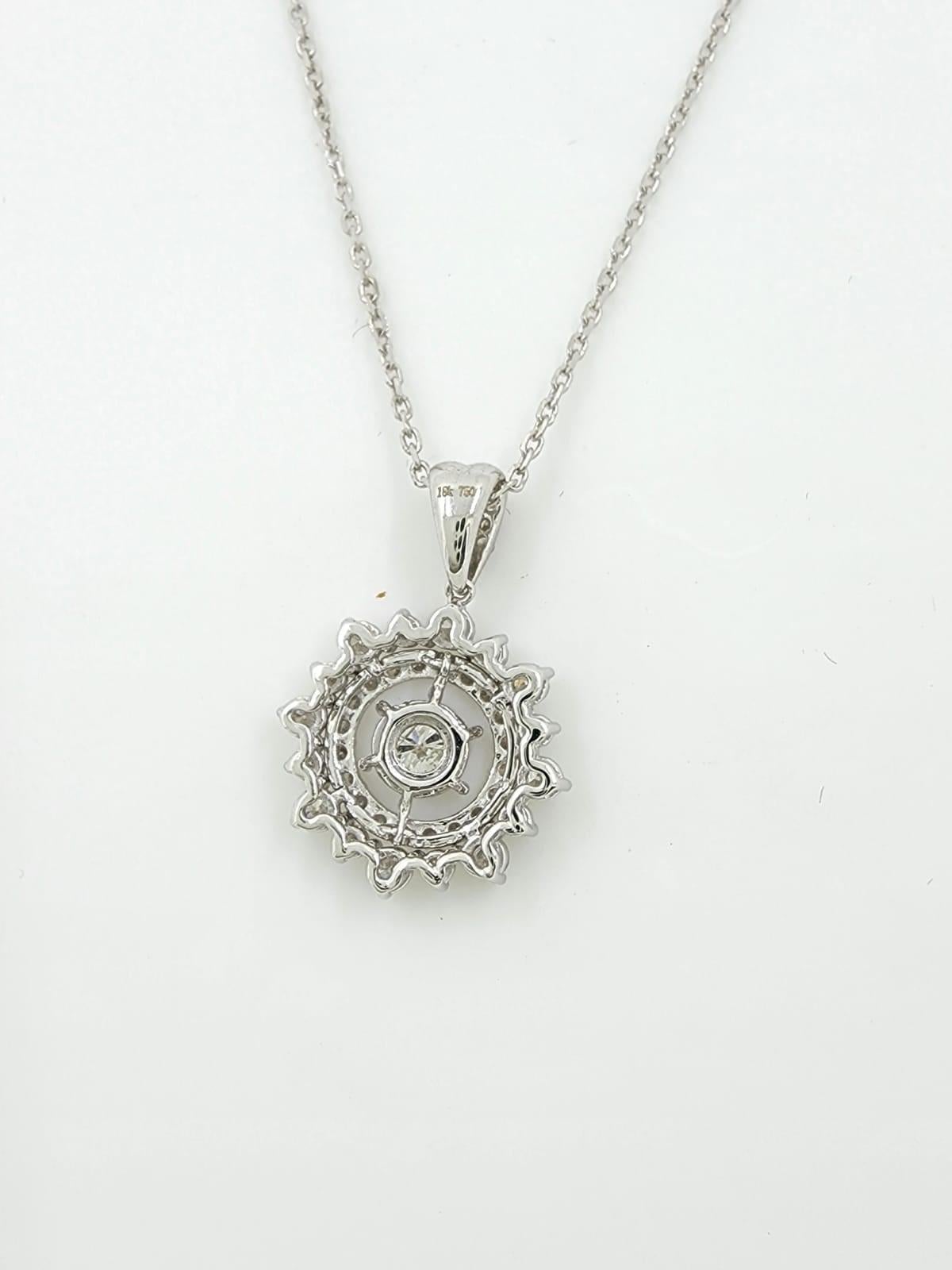 Round Cut Diamond Necklace in 18 Karat White Gold For Sale