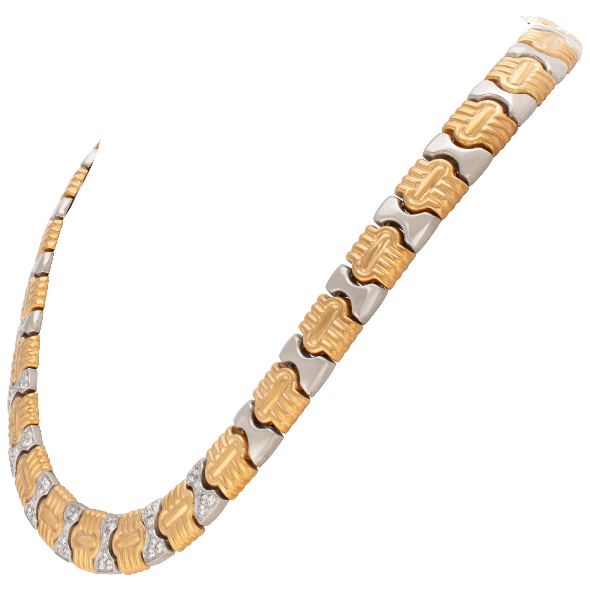 Diamond necklace in 18k white and yellow gold with 0.50 carats in diamonds. Length 18 inches. Width 12 mm.
