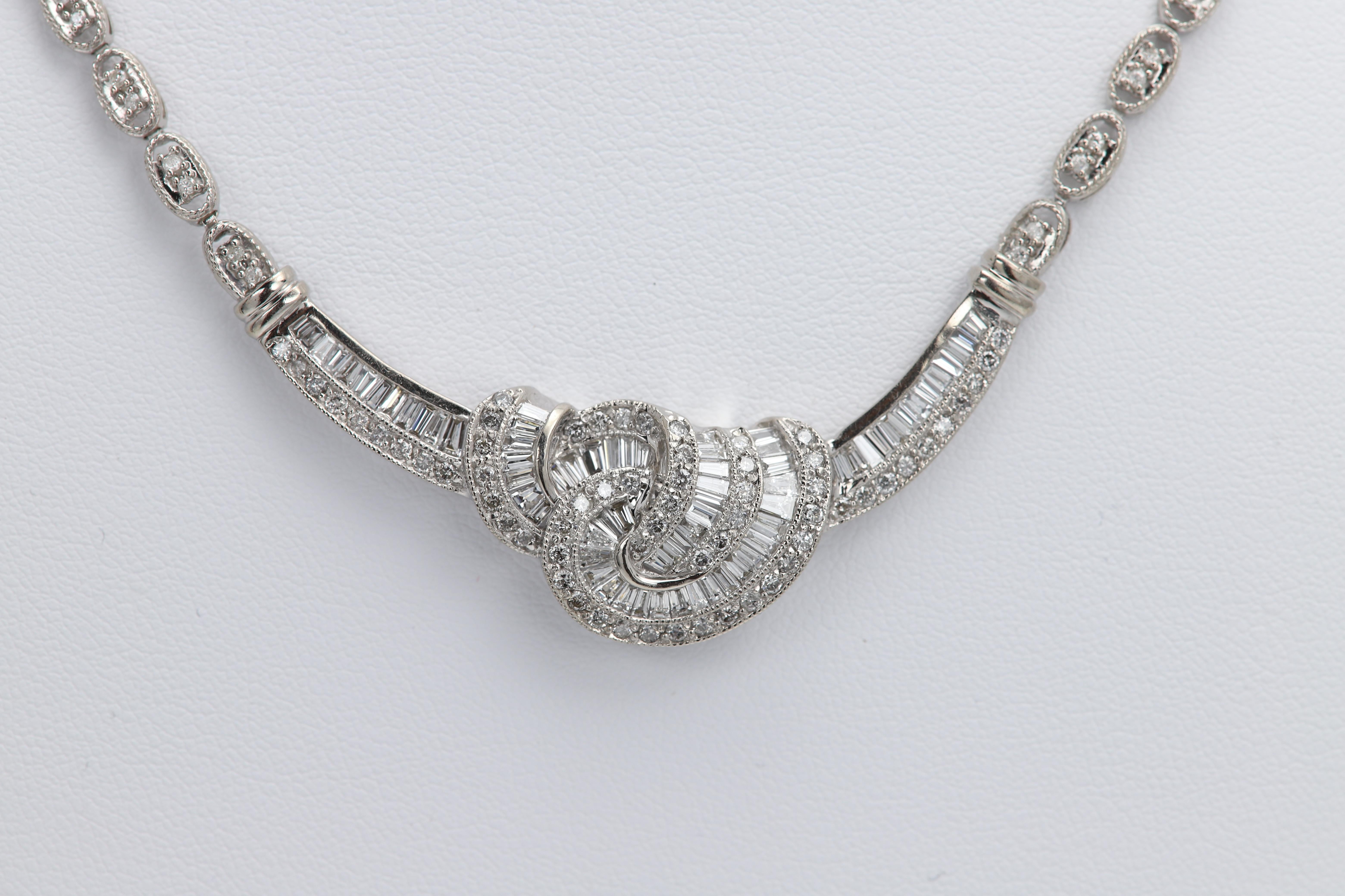 Taglio baguette Collana di diamanti Baguettes Nature Diamonds 14 karat White Gold in vendita