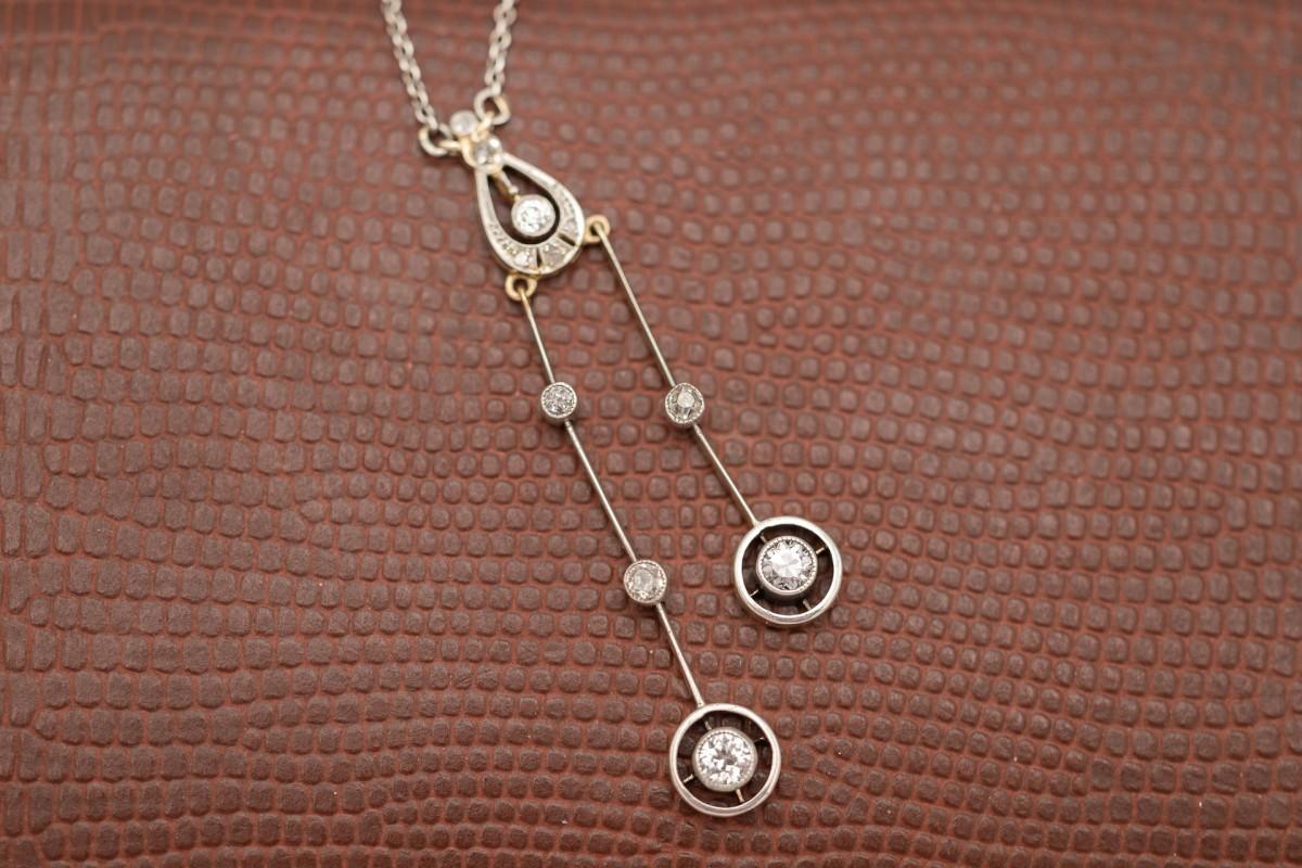 Collana negligée con diamanti, inizio XX secolo. In condizioni buone in vendita a Chorzów, PL