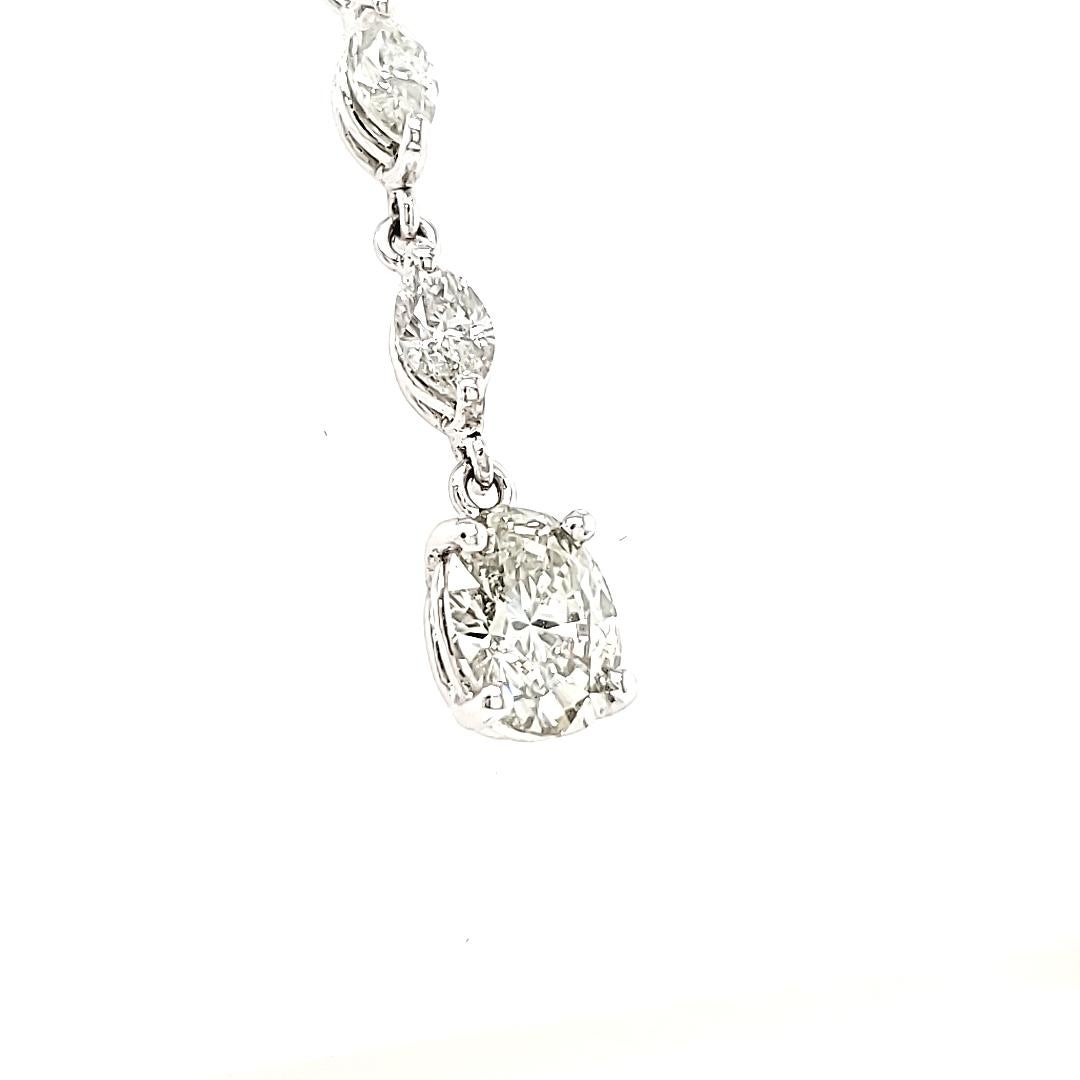 Contemporain Collier de diamants avec chaîne pendante en or 18k en vente