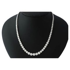 Diamant-Halskette mit 410 Diamanten im Brillantschliff, 7,50 Karat