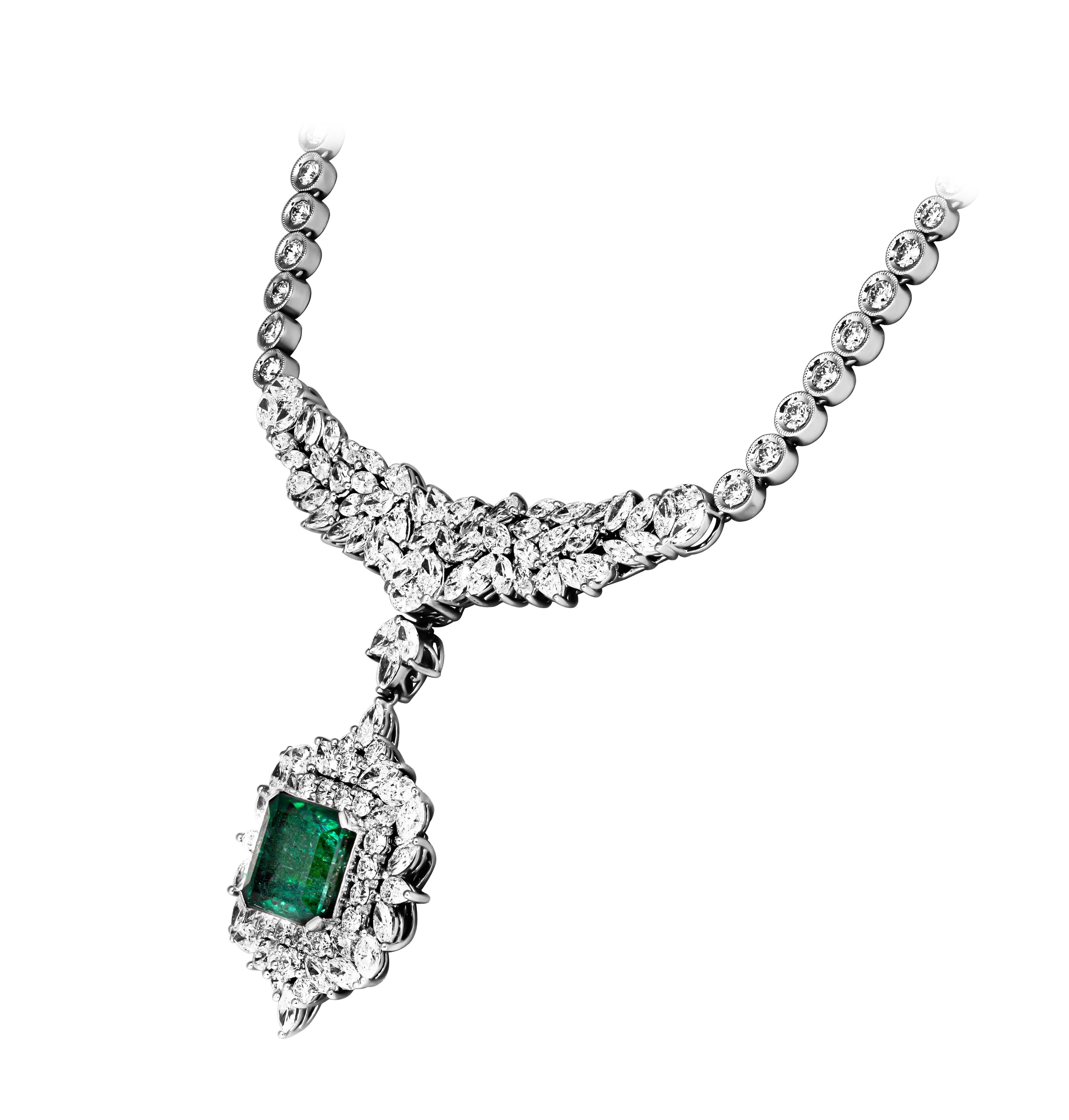 Mixed Cut Diamond Necklace with Green Emerald For Sale