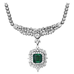 Diamant-Halskette mit grünem Smaragd