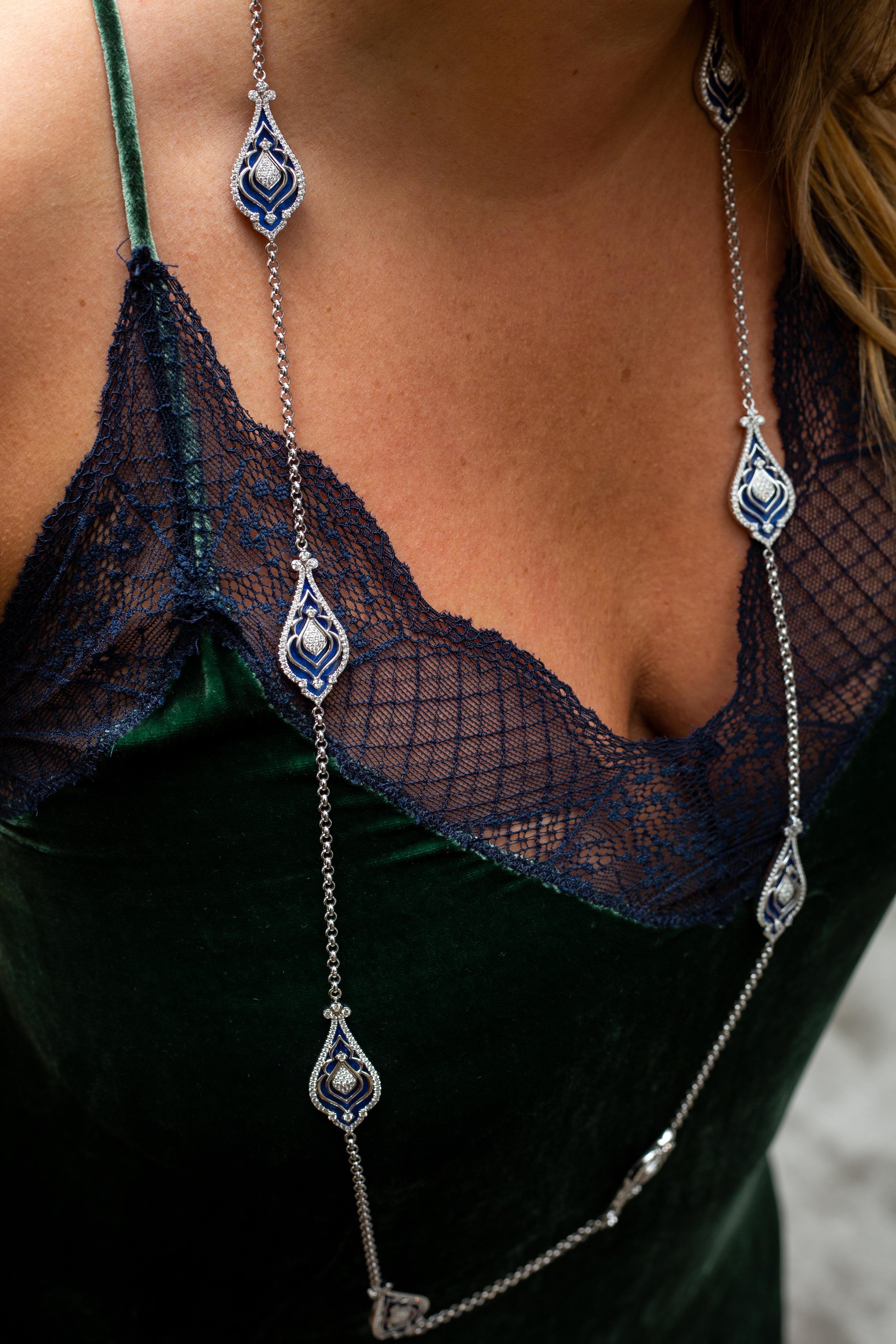 Diamond Necklace with Lapis Lazuli In New Condition For Sale In Geneva, CH