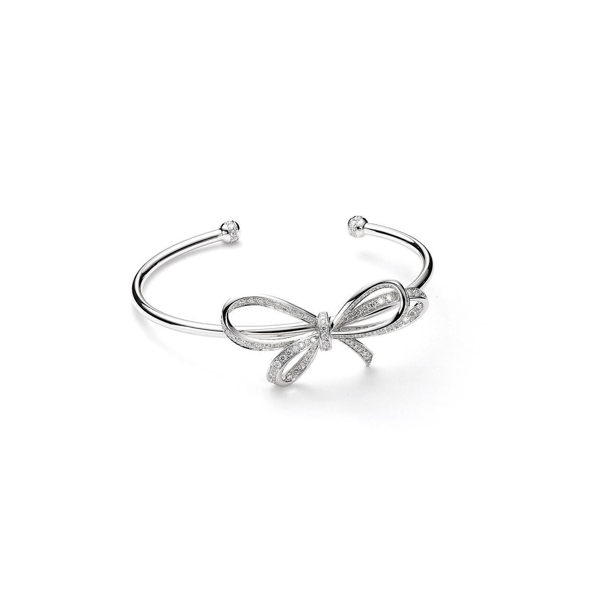 Node bangle in 18kt white gold set with 123 diamonds 1.47 cts
