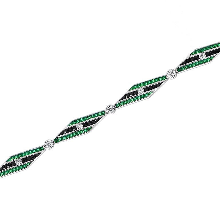 Taille ronde Bracelet à maillons en or blanc 18 carats, diamant, onyx et émeraude de style Art déco en vente