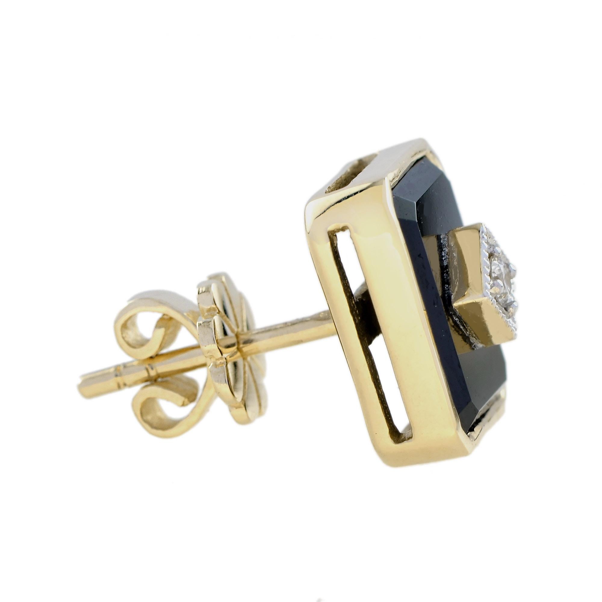 Taglio rotondo Orecchini con castone in oro giallo 9K con diamante e onice, stile Art Déco. in vendita