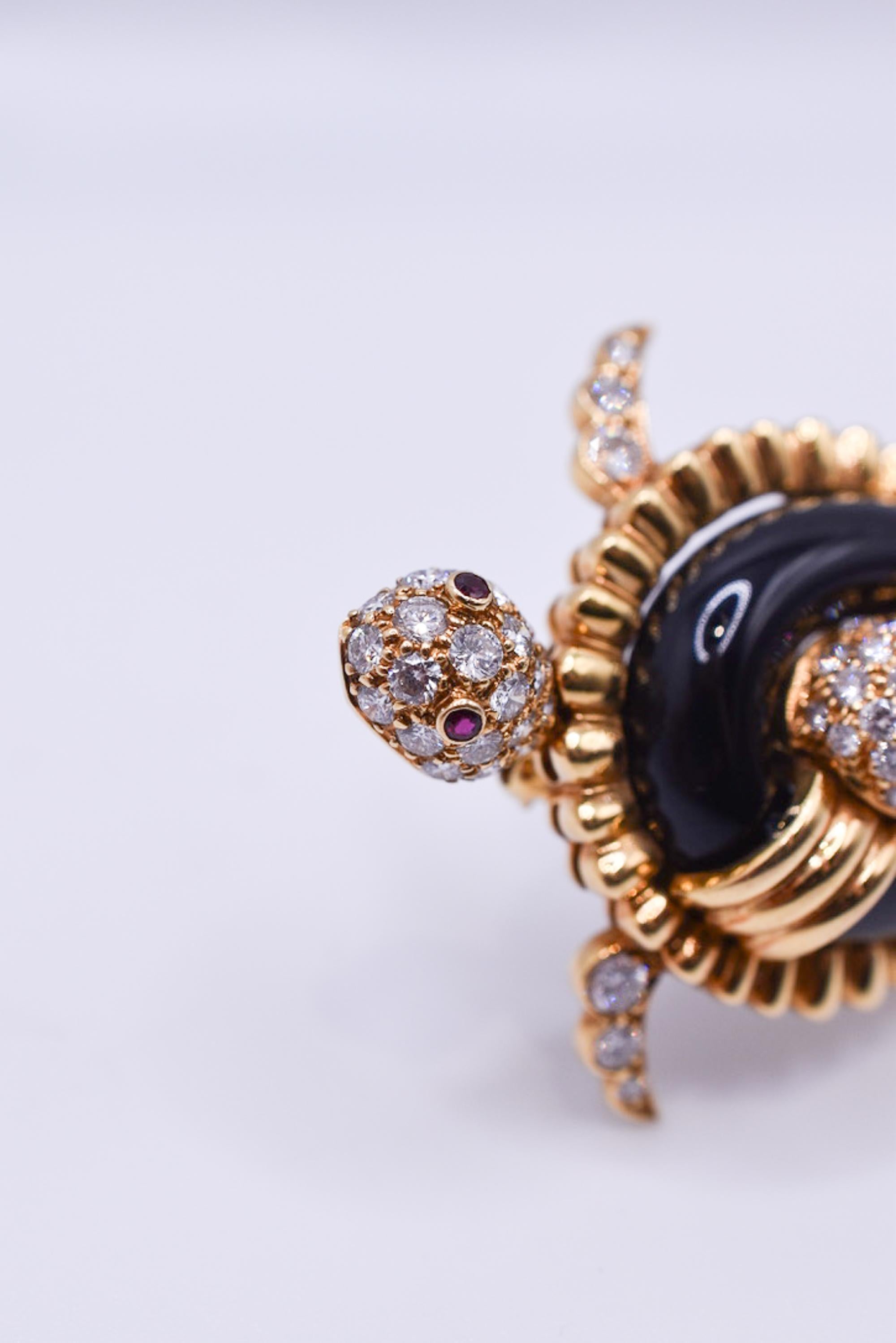 Brilliant Cut Diamond Onyx Gold & Ruby Sea-Turtle Brooch in 18k Gold For Sale