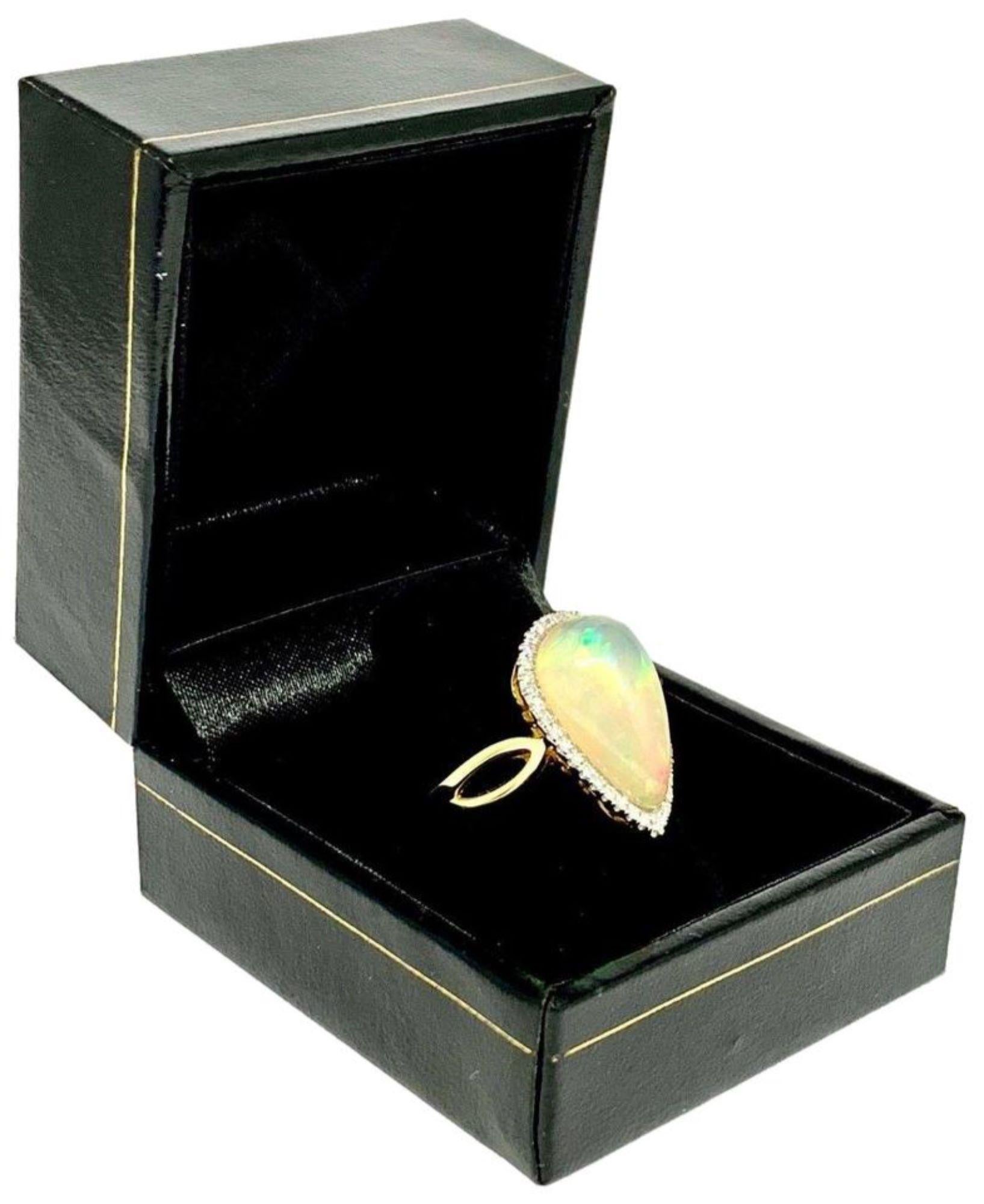 Diamond Opal Ring 5.75 TCW 14k Gold Women Certified In New Condition In Brooklyn, NY