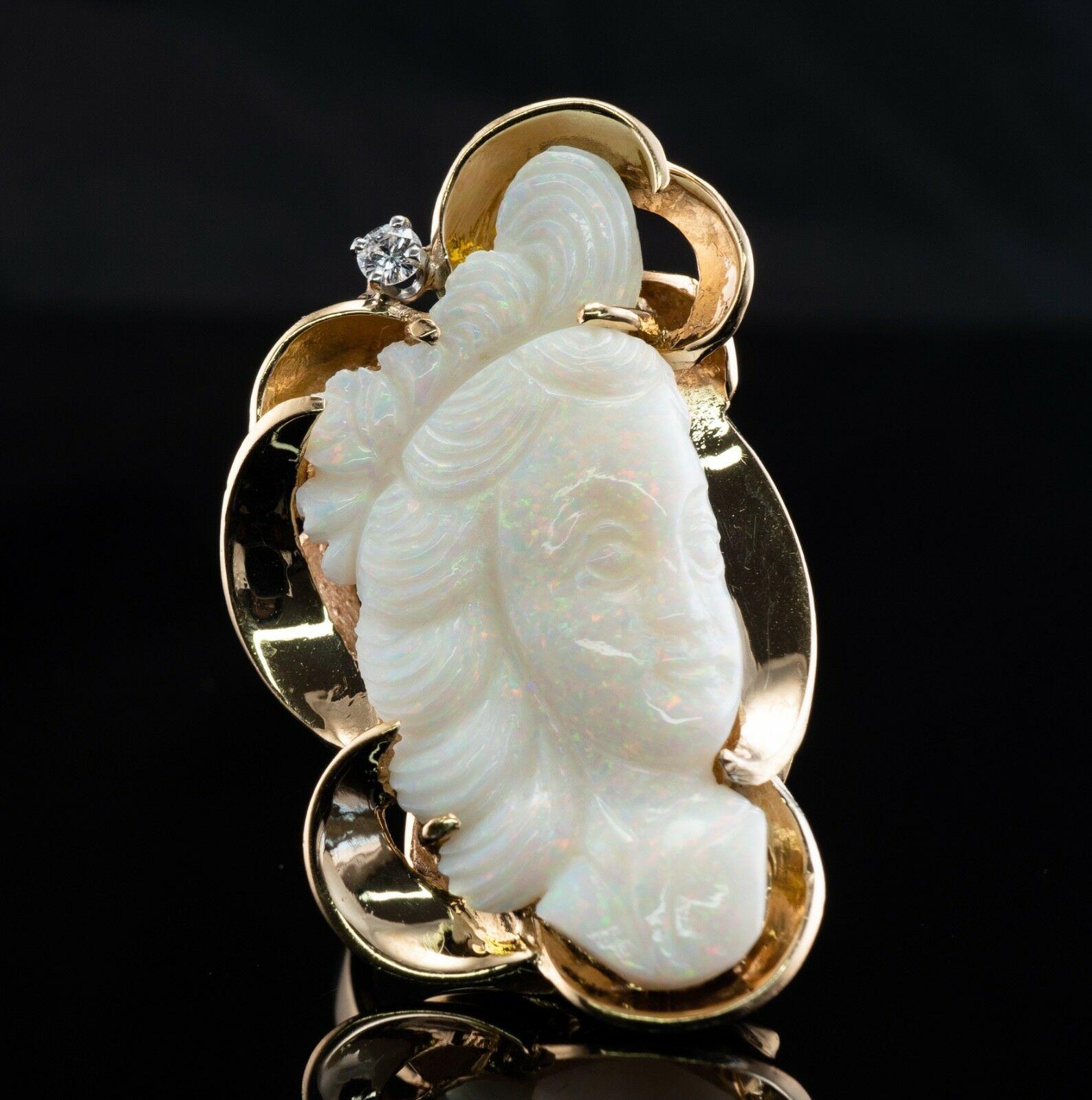 Cabochon Anello con diamante e opale, cammeo intagliato in oro 14 carati, faccia da cocktail vintage in vendita