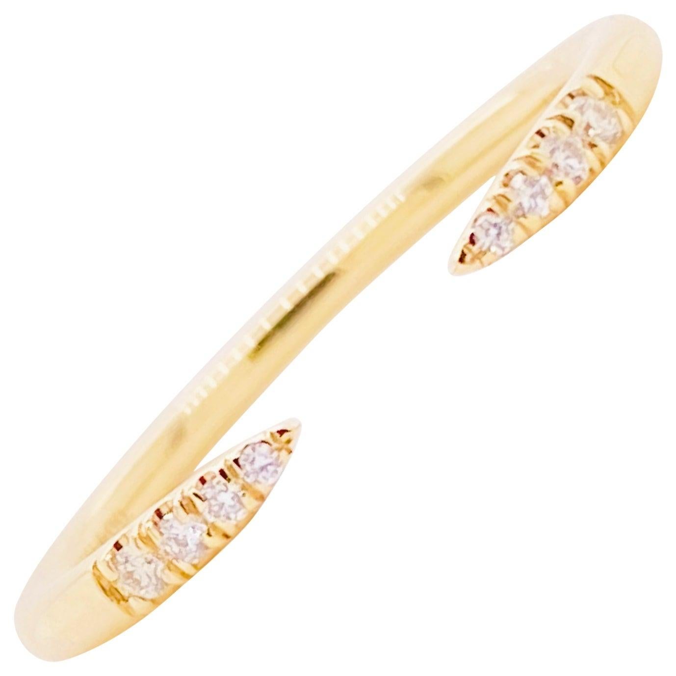 En vente :  Bague ouverte en or jaune 14 carats et diamants, anneau à pointes serti de diamants, LR51177Y45JJ