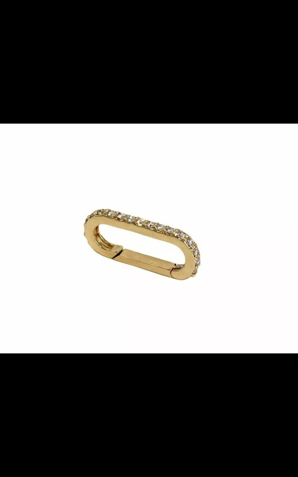 Chiusura ovale con diamante in oro massiccio 14k, ciondolo con charms e chiusura a moschettone. in vendita 4