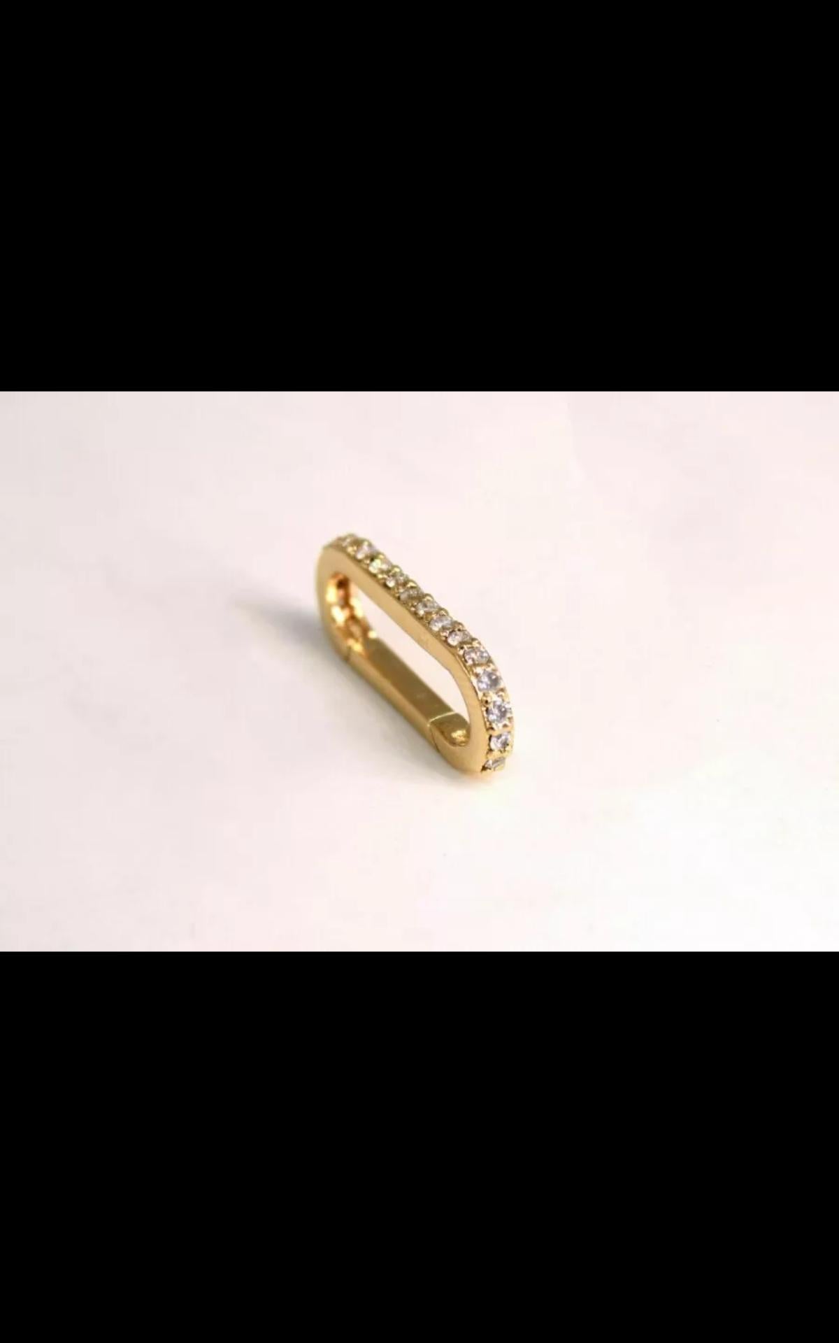 da uomo o donna Chiusura ovale con diamante in oro massiccio 14k, ciondolo con charms e chiusura a moschettone. in vendita