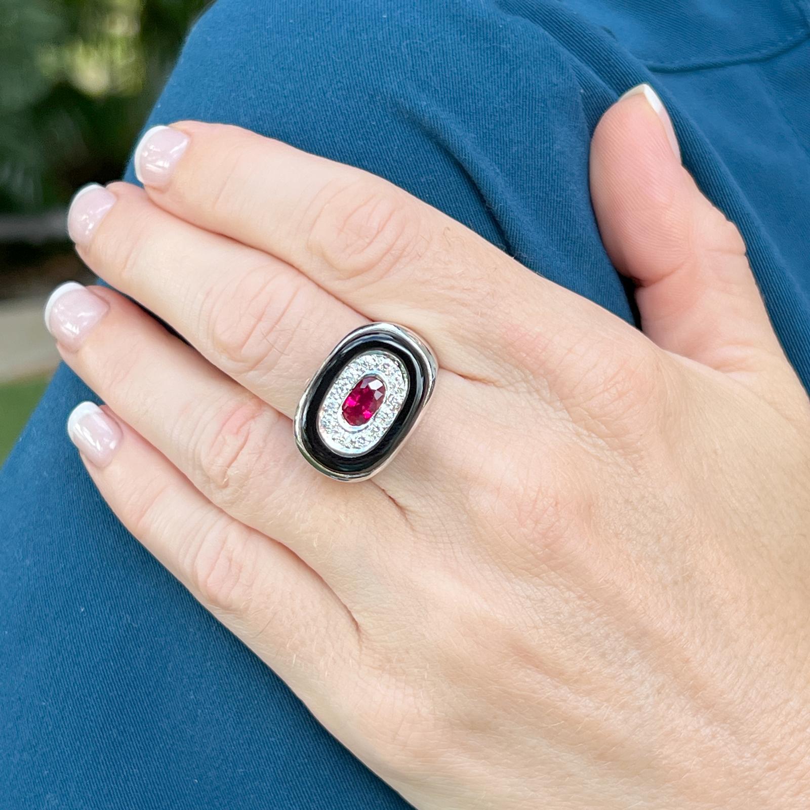 Round Cut Diamond Oval Ruby Black Onyx 14 Karat White Gold Cocktail Ring  For Sale