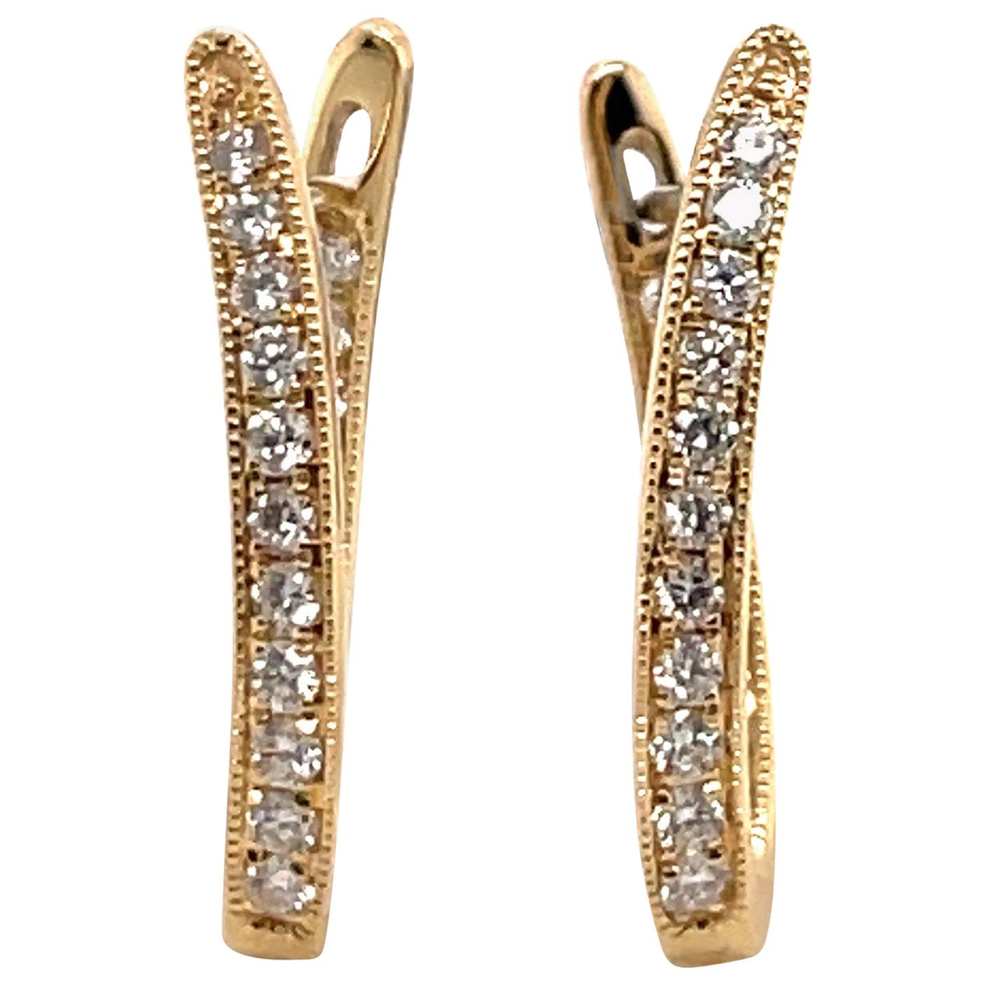 Diamond Oval Shape Twist Hoop Earrings 0.61 Carat 18 Karat Yellow Gold For Sale