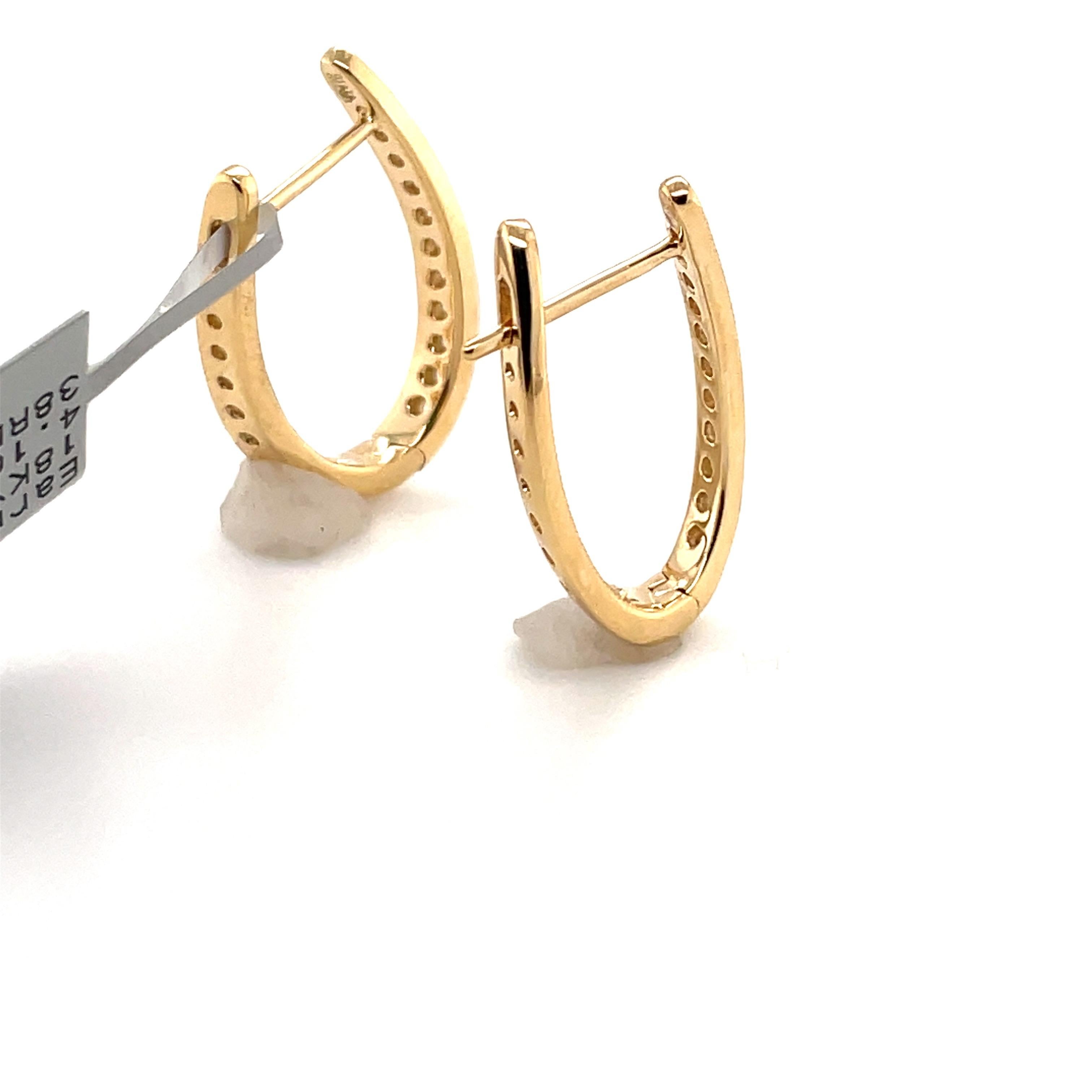 Round Cut Diamond Oval Shape Twist Hoop Earrings 0.61 Carat 18 Karat Yellow Gold For Sale