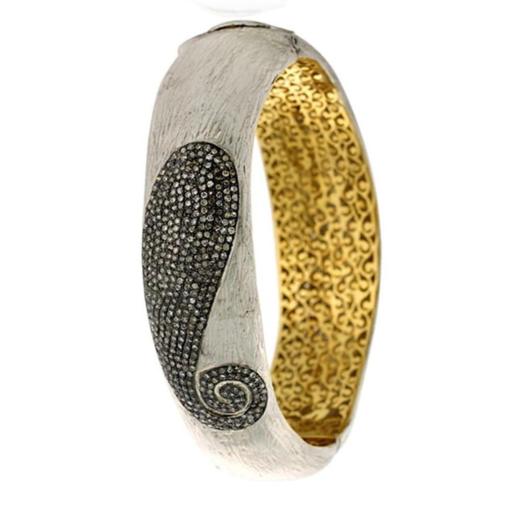 Diamond Paisley Motif Bangle in Gold and Silver For Sale