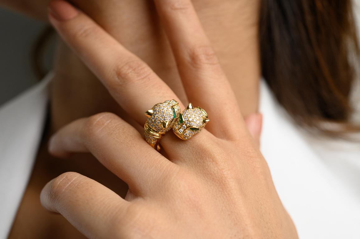 For Sale:  Iconic Diamond Panther Double Head Bypass Ring in 18k Solid Yellow Gold 8
