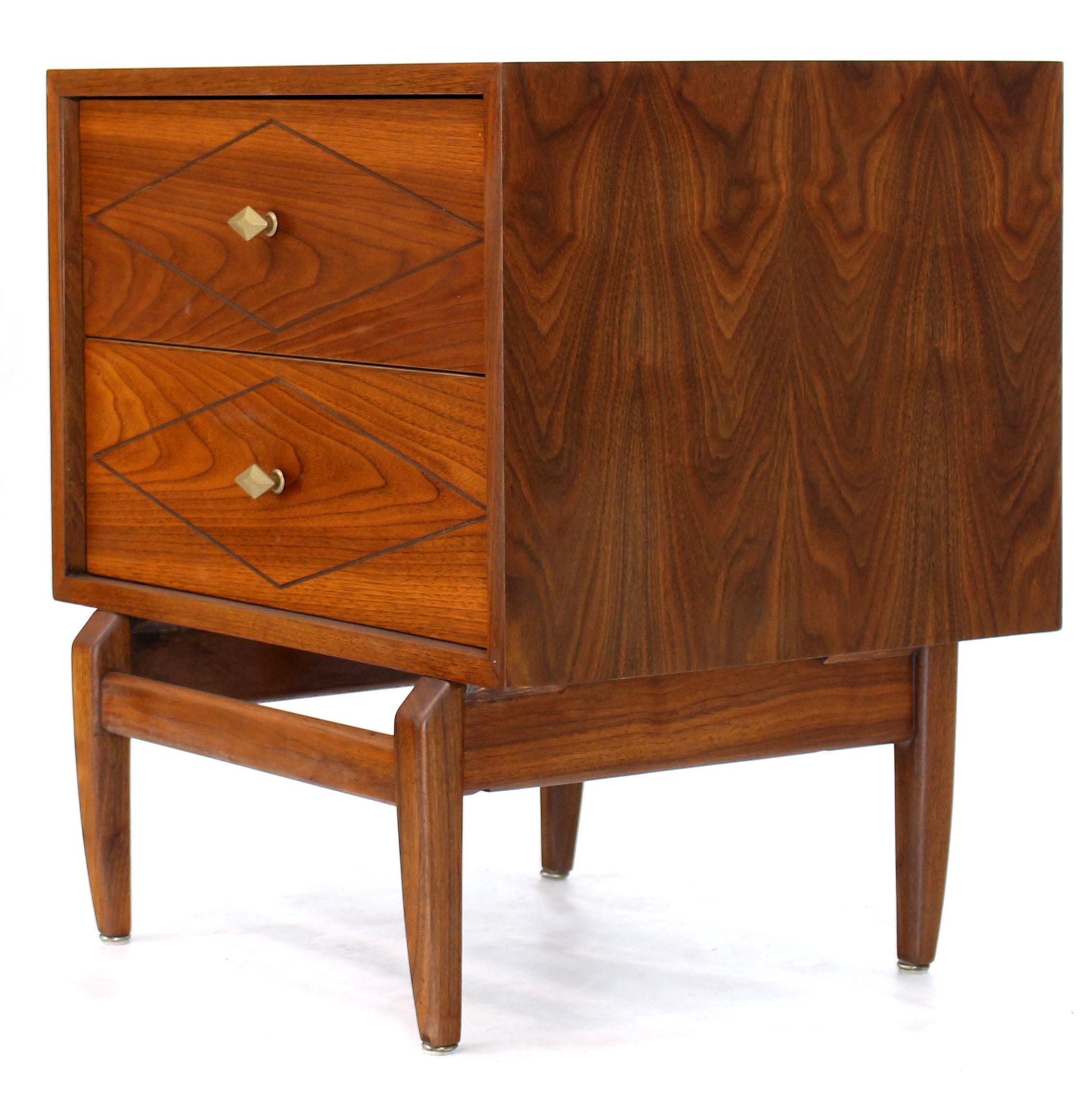 Mid-Century Modern Diamond Pattern Cube Shape Walnut End Tables Stands Solid Sculptural Legs Pair