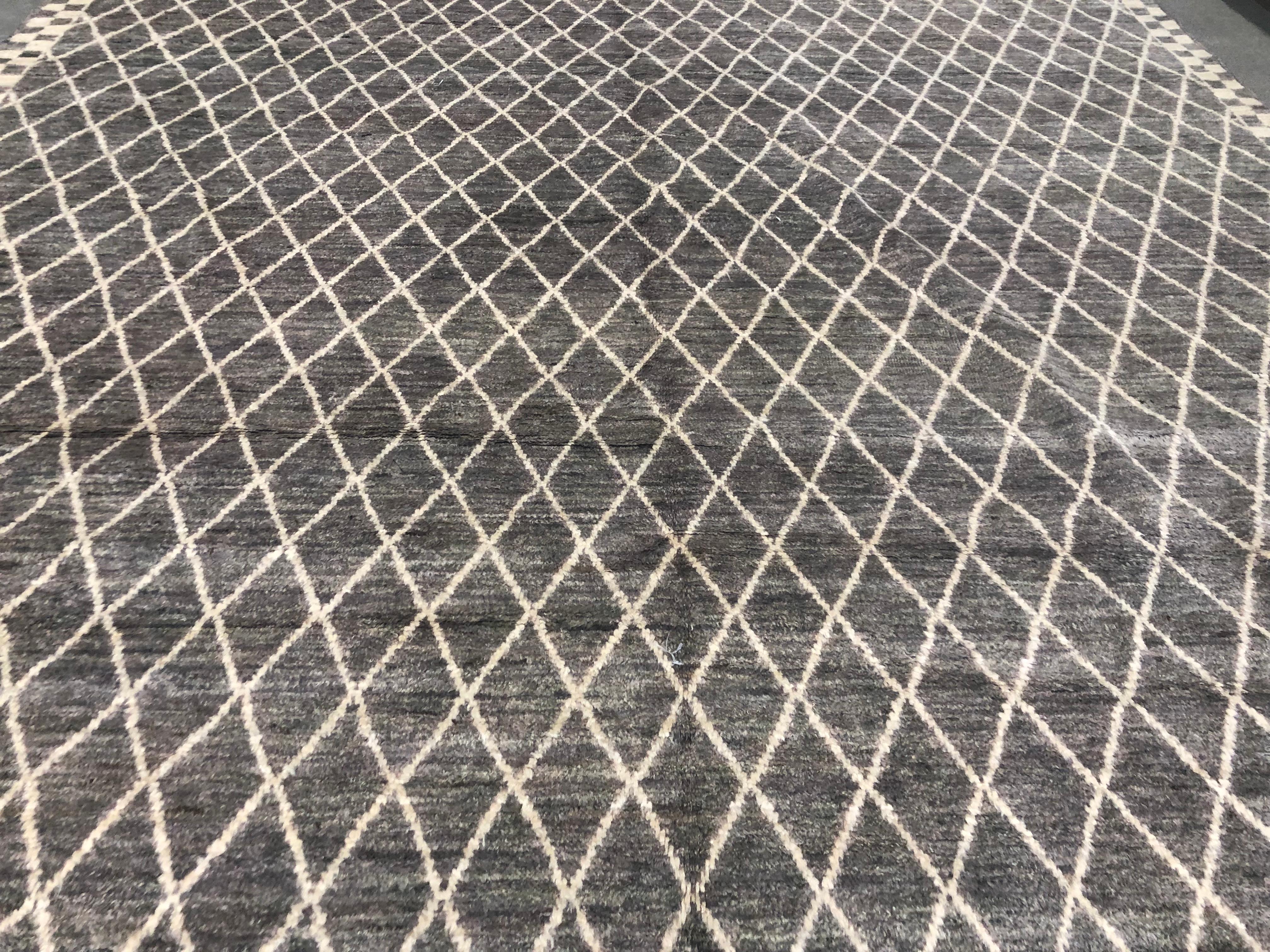 Hand-Knotted Diamond Pattern Moroccan Design Area Rug For Sale
