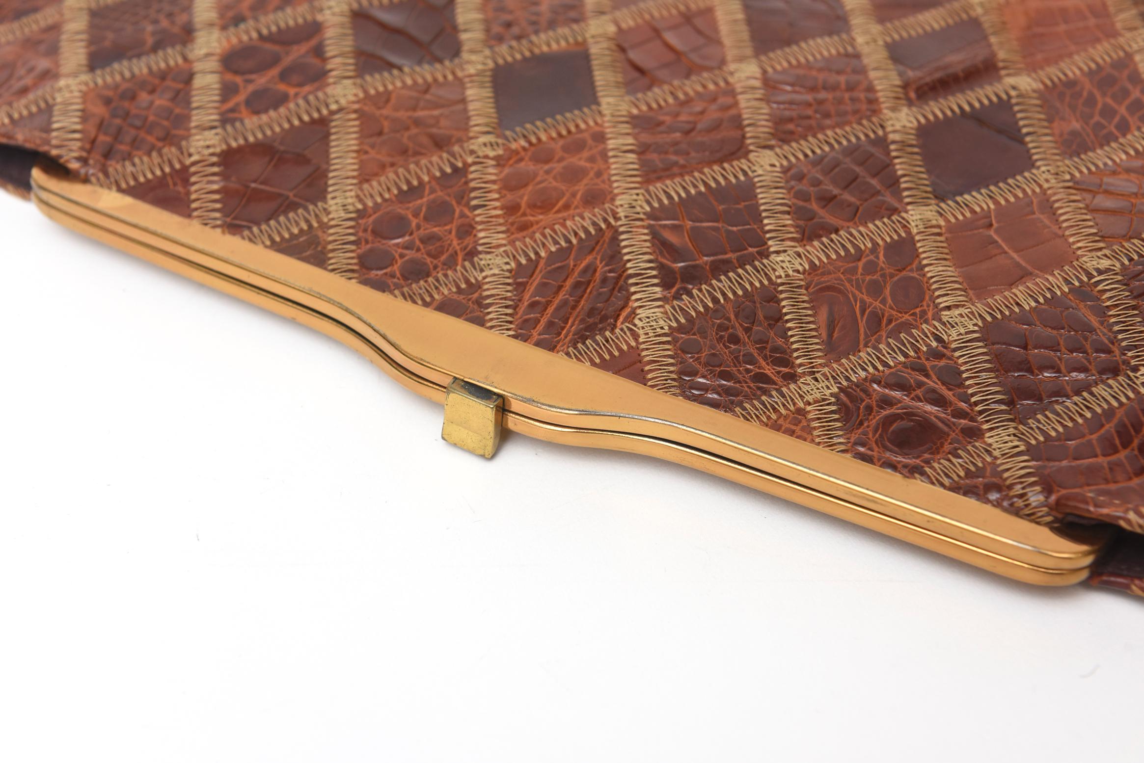 Women's Diamond Patterned Brown Alligator Clutch Mid Century Modern For Sale