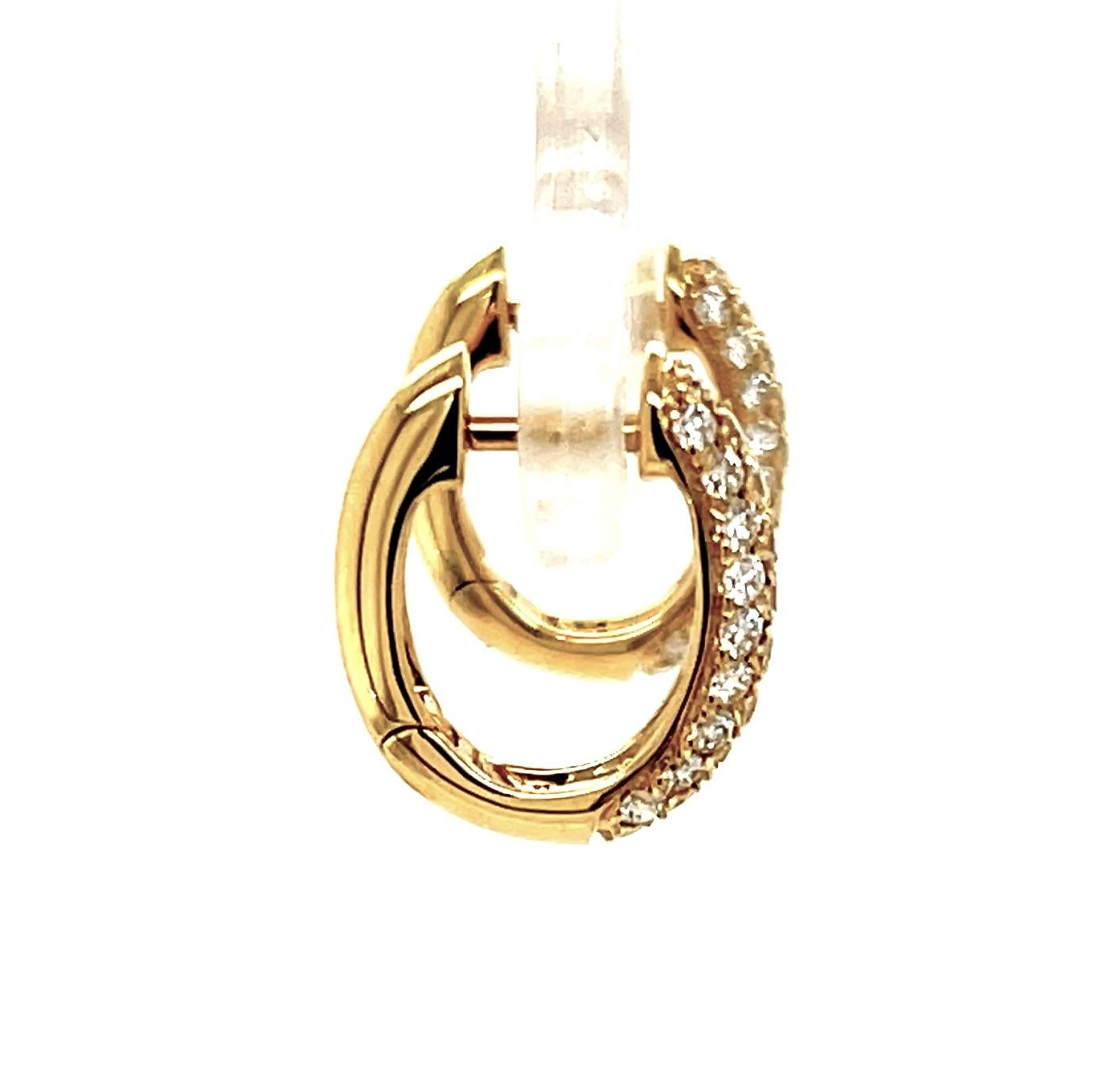 Diamond Pave and 18k Yellow Gold Hinged Back Hoop Earrings In New Condition For Sale In Los Angeles, CA