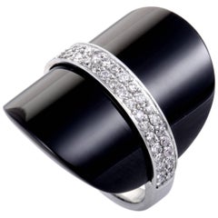 Diamond Pave and Onyx Cocktail Gold Ring