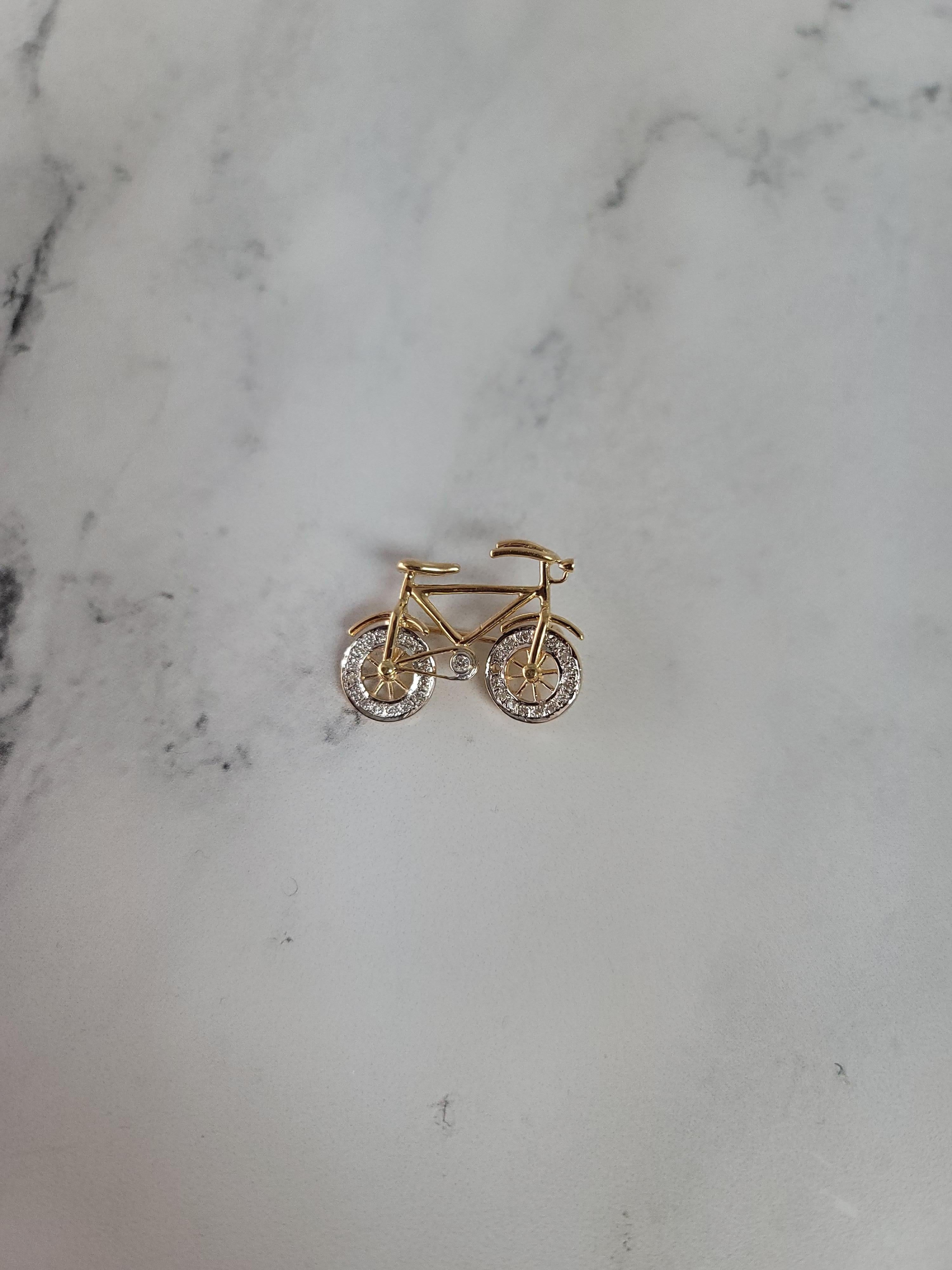 Round Cut Diamond Pave Bicycle Brooch 14k Yellow Gold