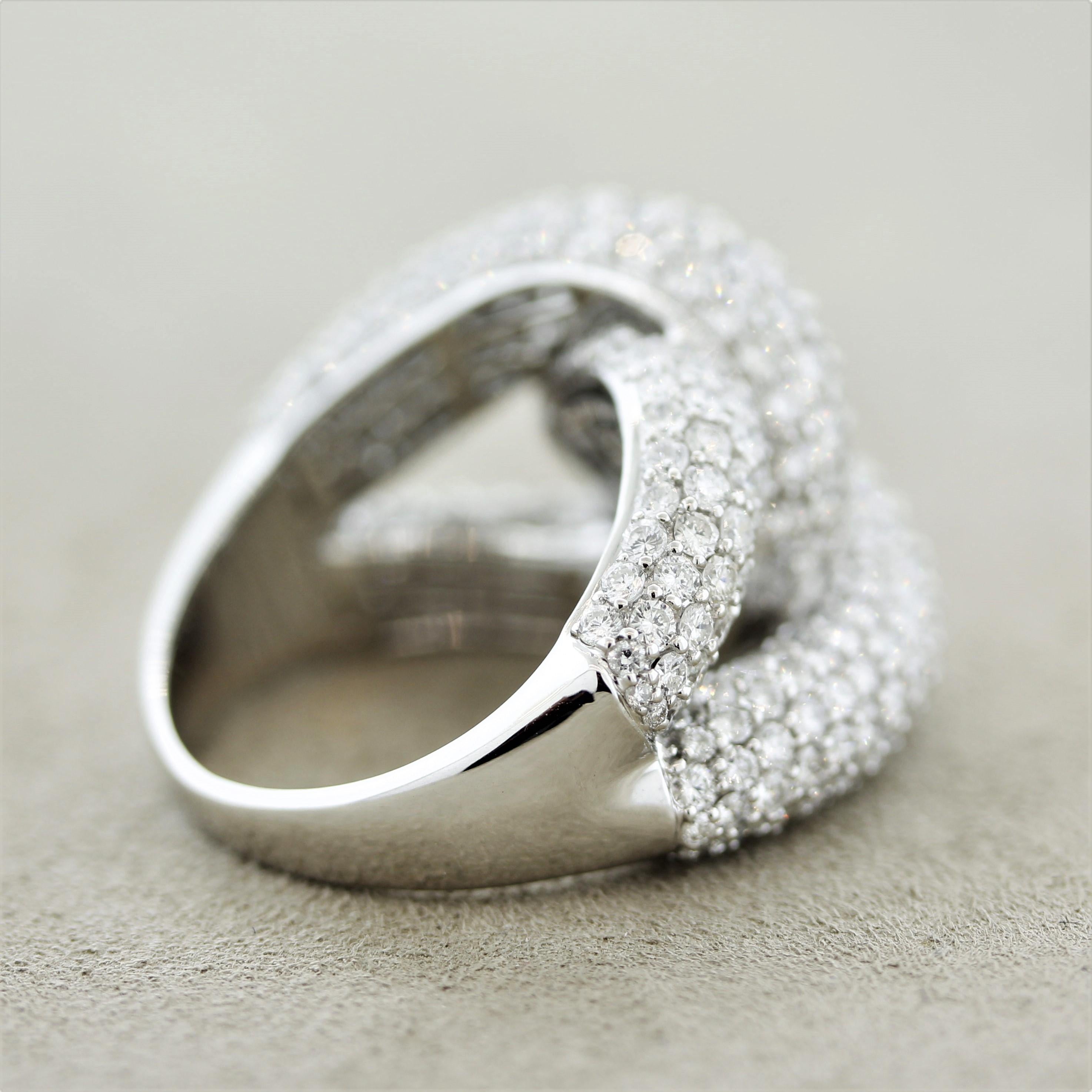 Round Cut Diamond Pave Braided Gold Ring For Sale
