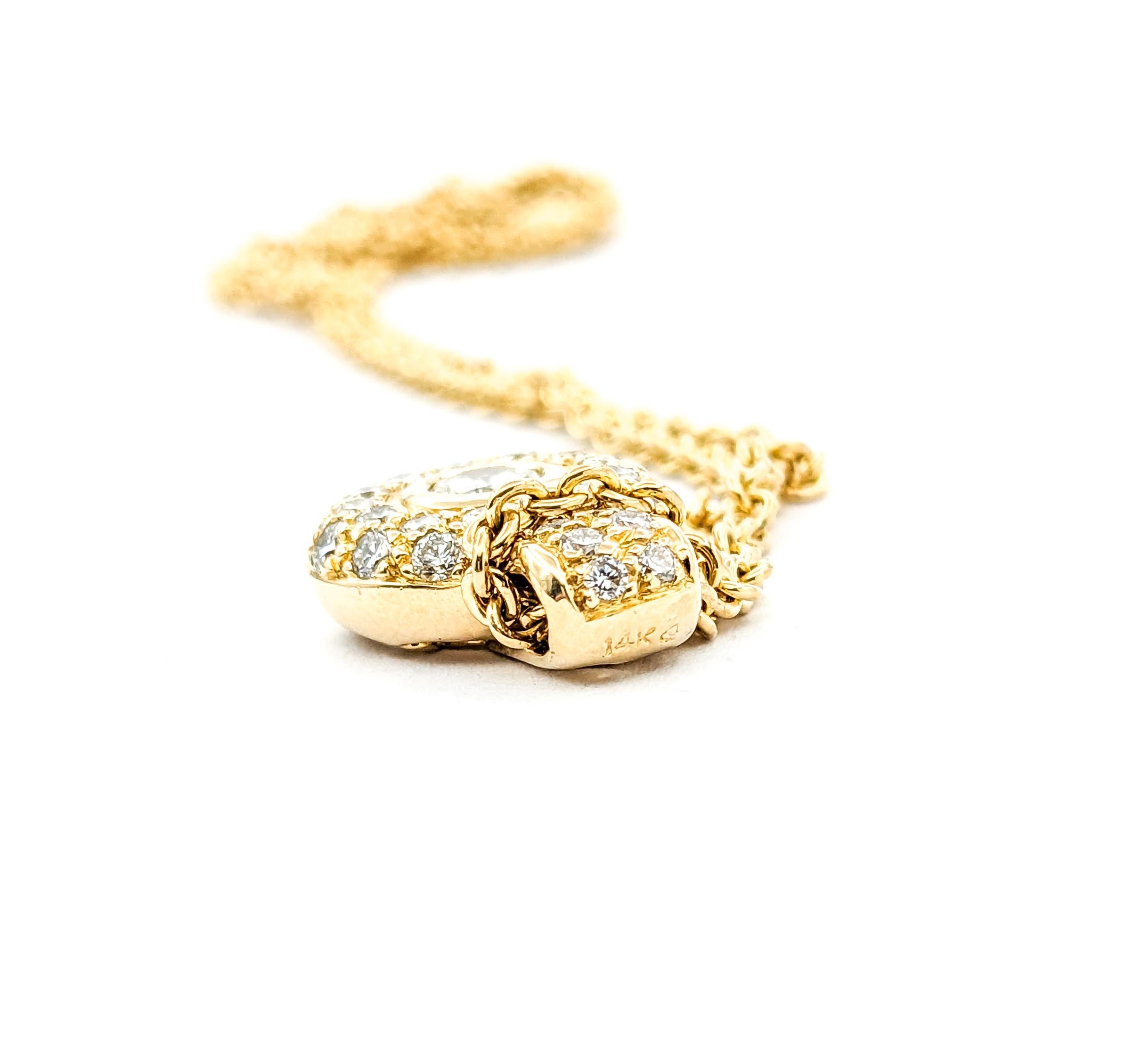 Pendentif cercle pavé de diamants en or jaune Excellent état - En vente à Bloomington, MN