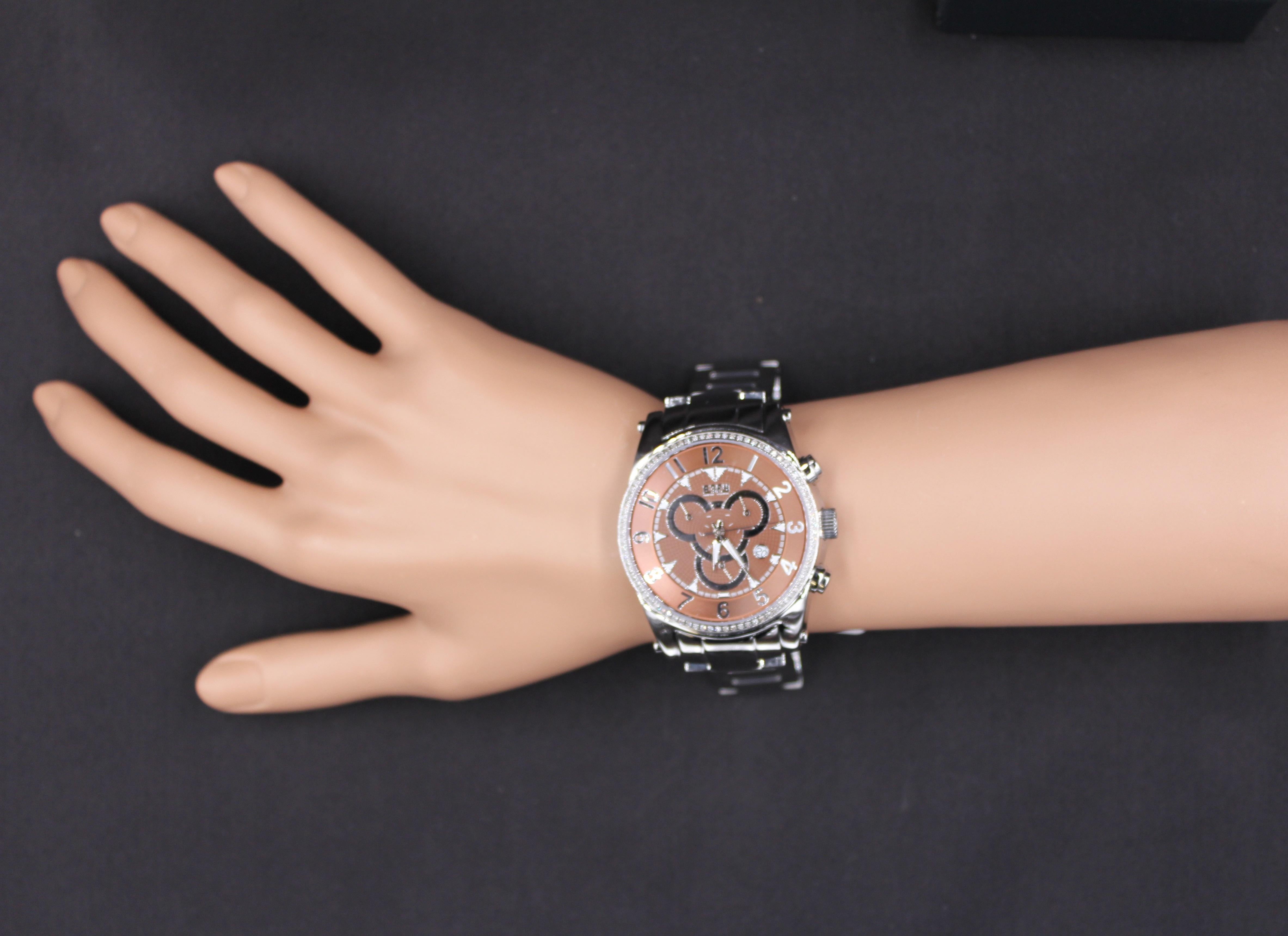  Luxus Schweizer Quarz-Exotische Uhr mit Diamant-Pavé-Zifferblatt 0,64 Tcw im Angebot 2