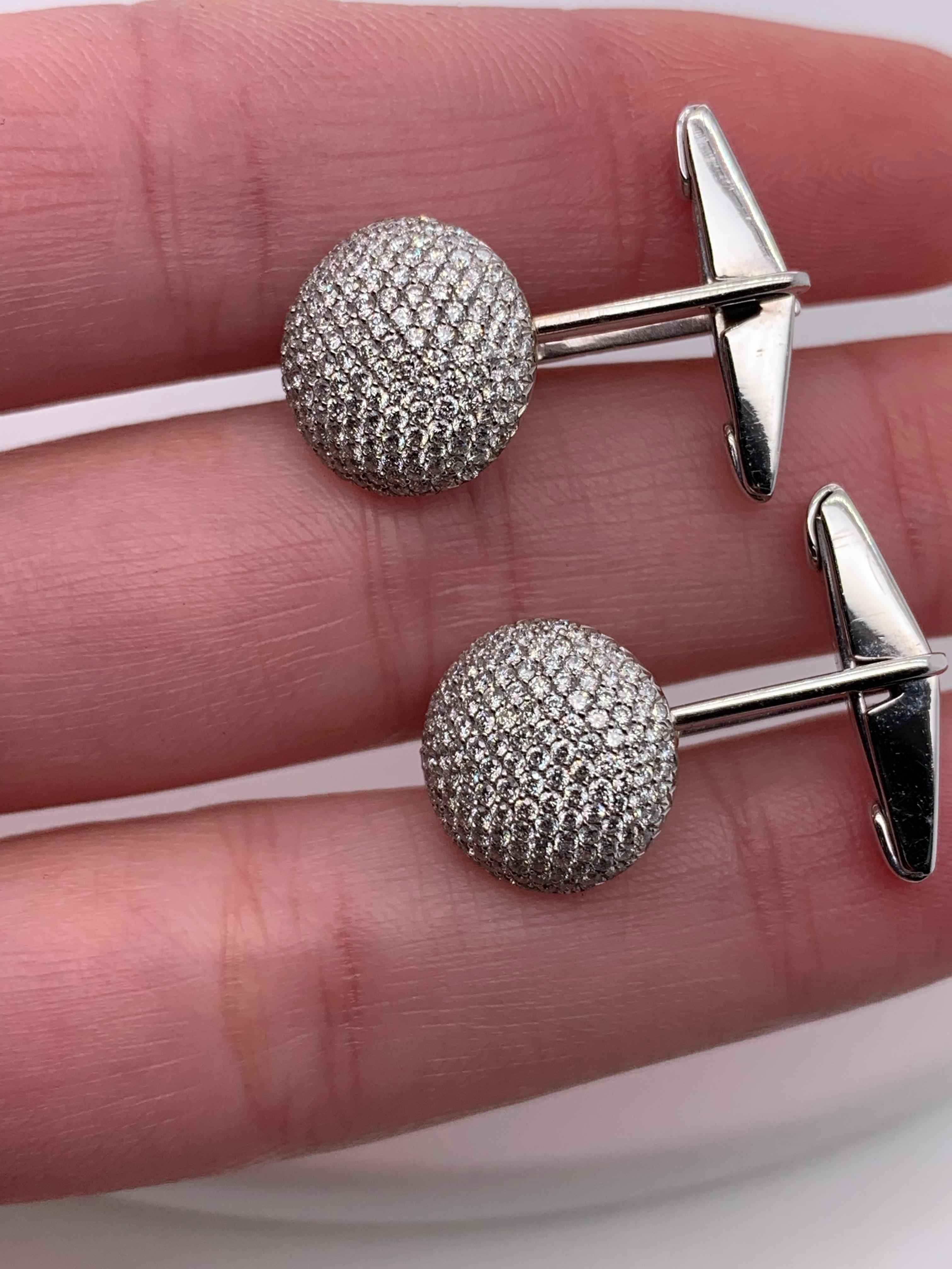 Diamond pave dome gents art deco cufflinks 18k white gold In New Condition For Sale In London, GB