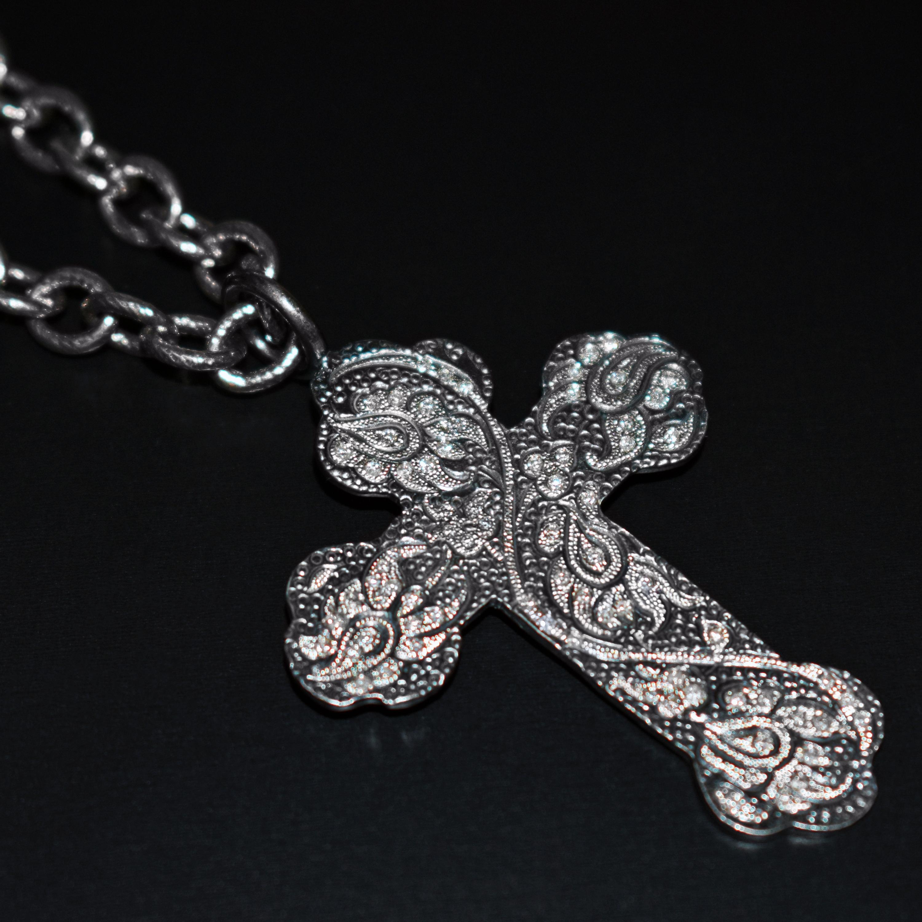 Diamond Pavé Engraved Oxidized Sterling Silver Cross Pendant Necklace In New Condition In Naples, FL