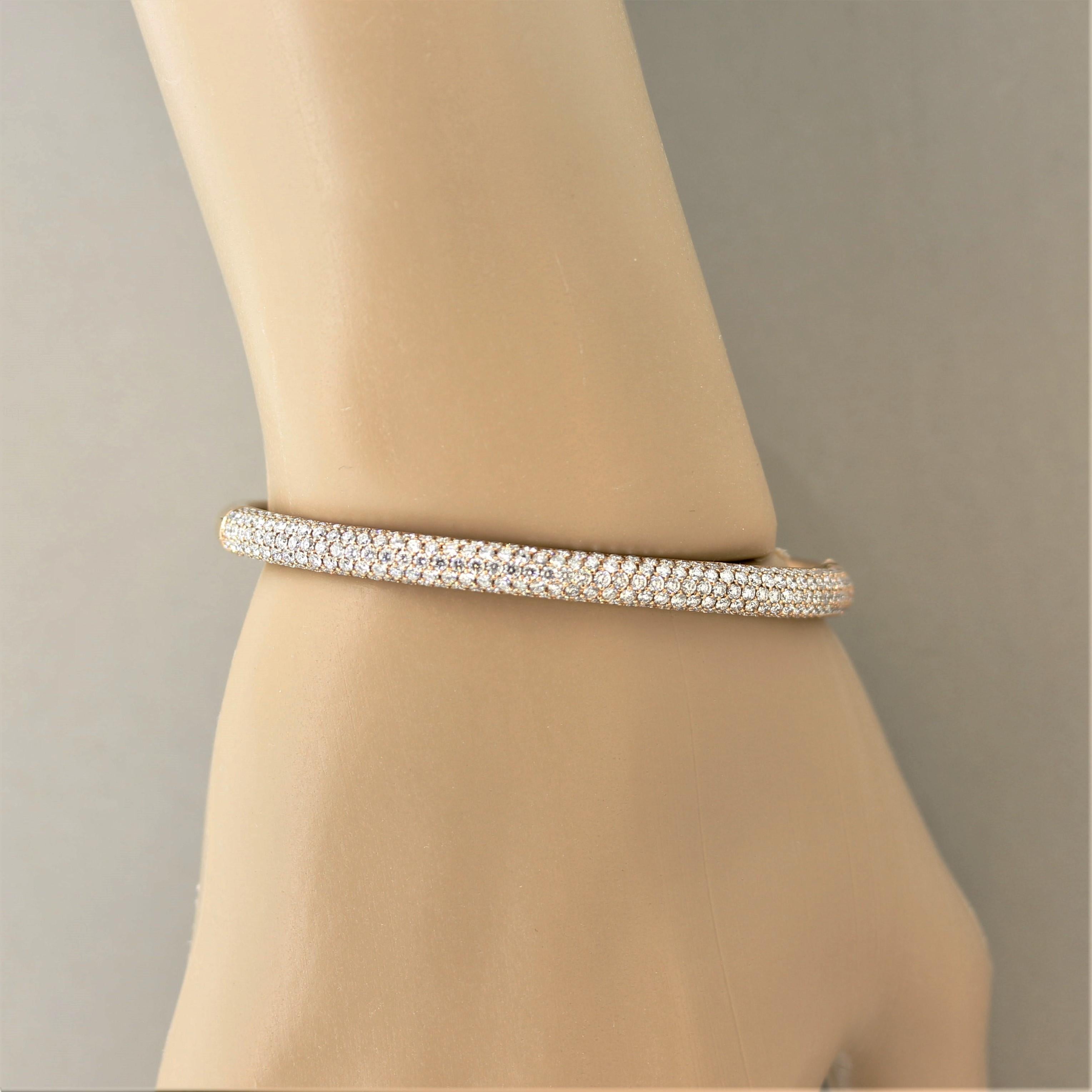 Bracelet en or pavé de diamants Neuf - En vente à Beverly Hills, CA