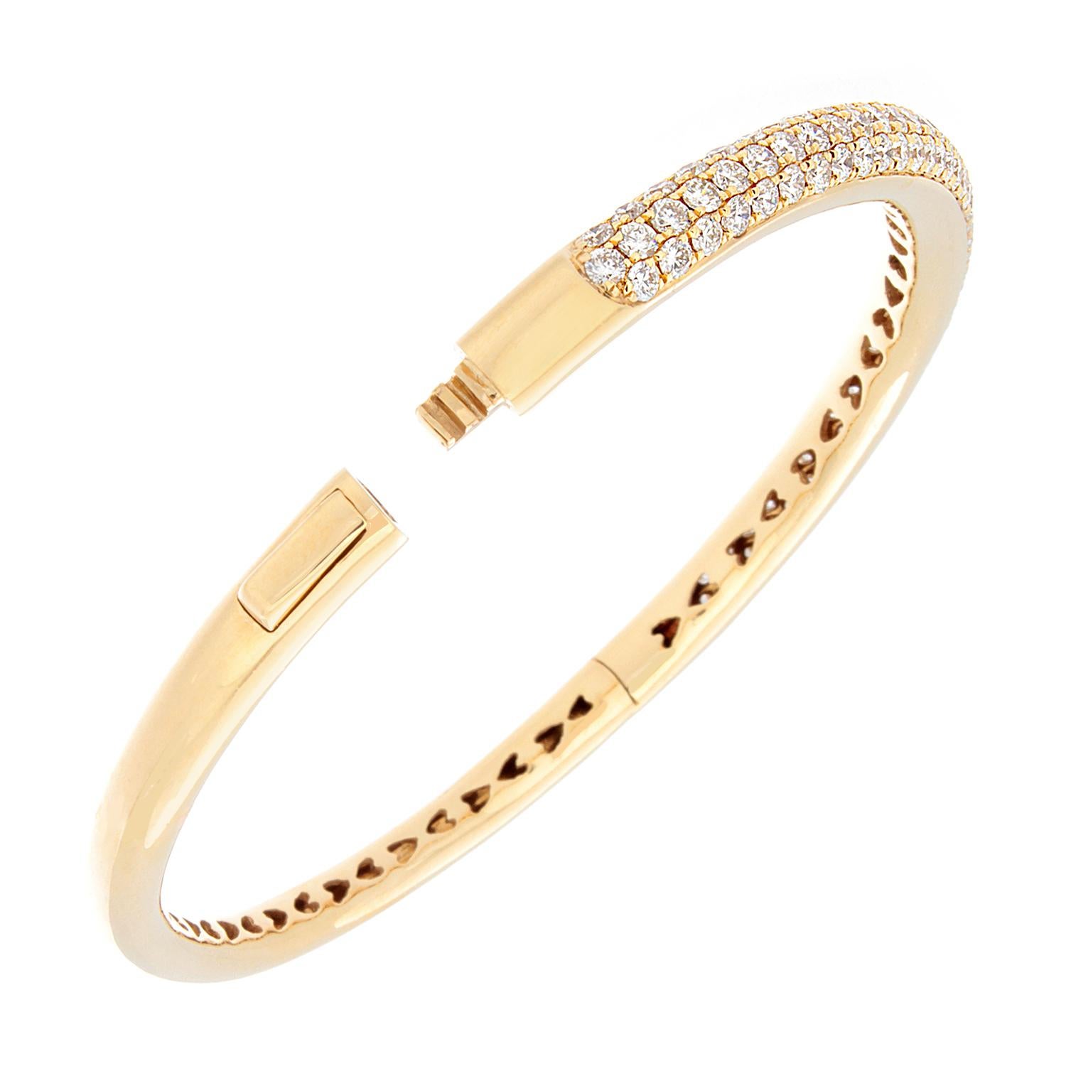 Diamond Pave Gold Bracelet In New Condition In Beverly Hills, CA