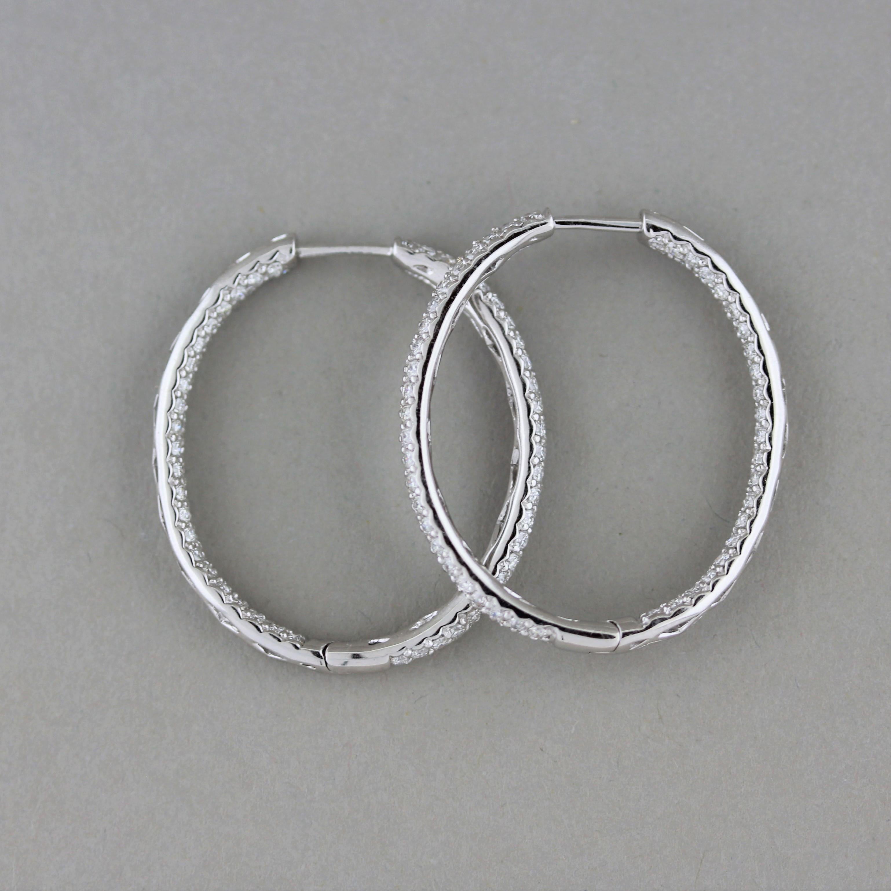 Diamond Pavé Gold Hoop Earrings In New Condition In Beverly Hills, CA