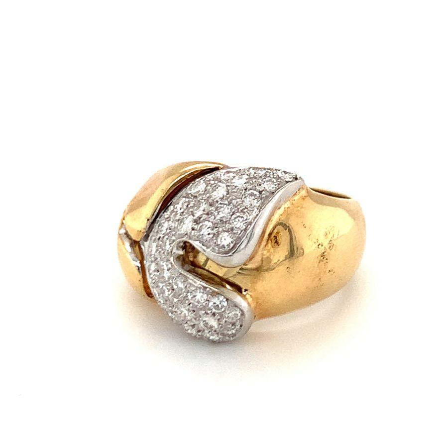One diamond pave 18K yellow and white gold ring featuring 45 round brilliant cut diamonds totaling 1 ct. Italian Origin with matching earrings (EO.BB.32). Circa 1970s.

Smooth, abstract, shimmering.

Additional information:
Metal: 18K yellow and