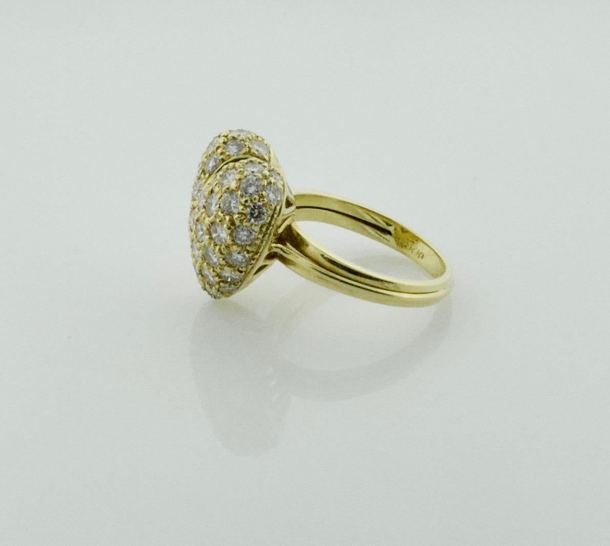 Diamond Pave' Heart Ring in 18 Karat 2.54 Carat In New Condition In Wailea, HI