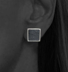 Pendientes cuadrados de hematites en bruto con pavé de diamantes en oro blanco