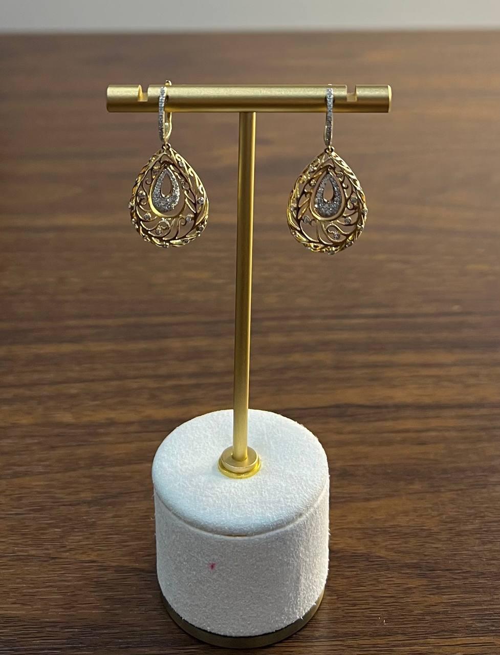 Diamond Pave Natural Floral Inspired Motifs Lattice Branches 14K Gold Earrings For Sale 5