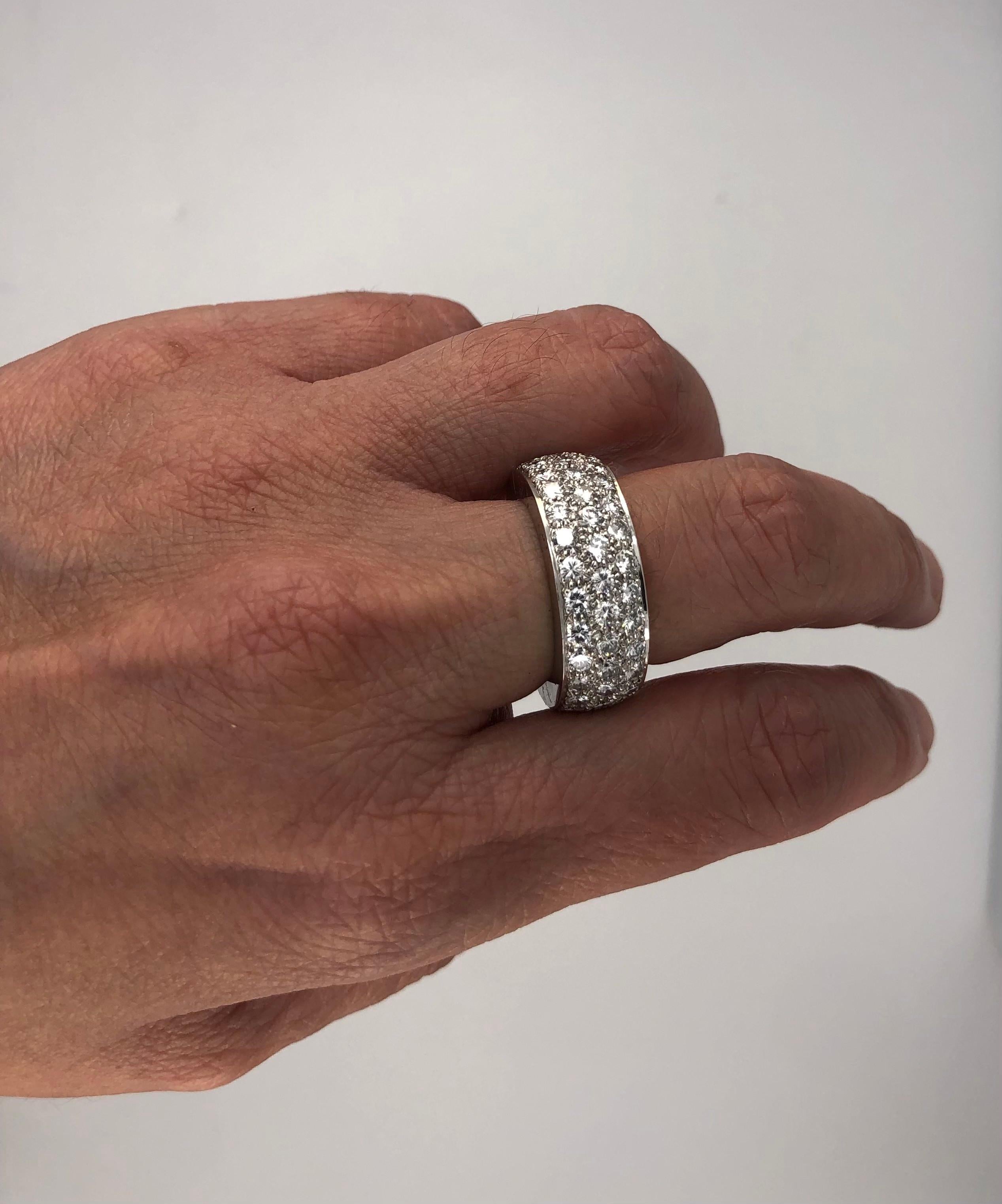 Brilliant Cut Diamond Pave Ring, 18K