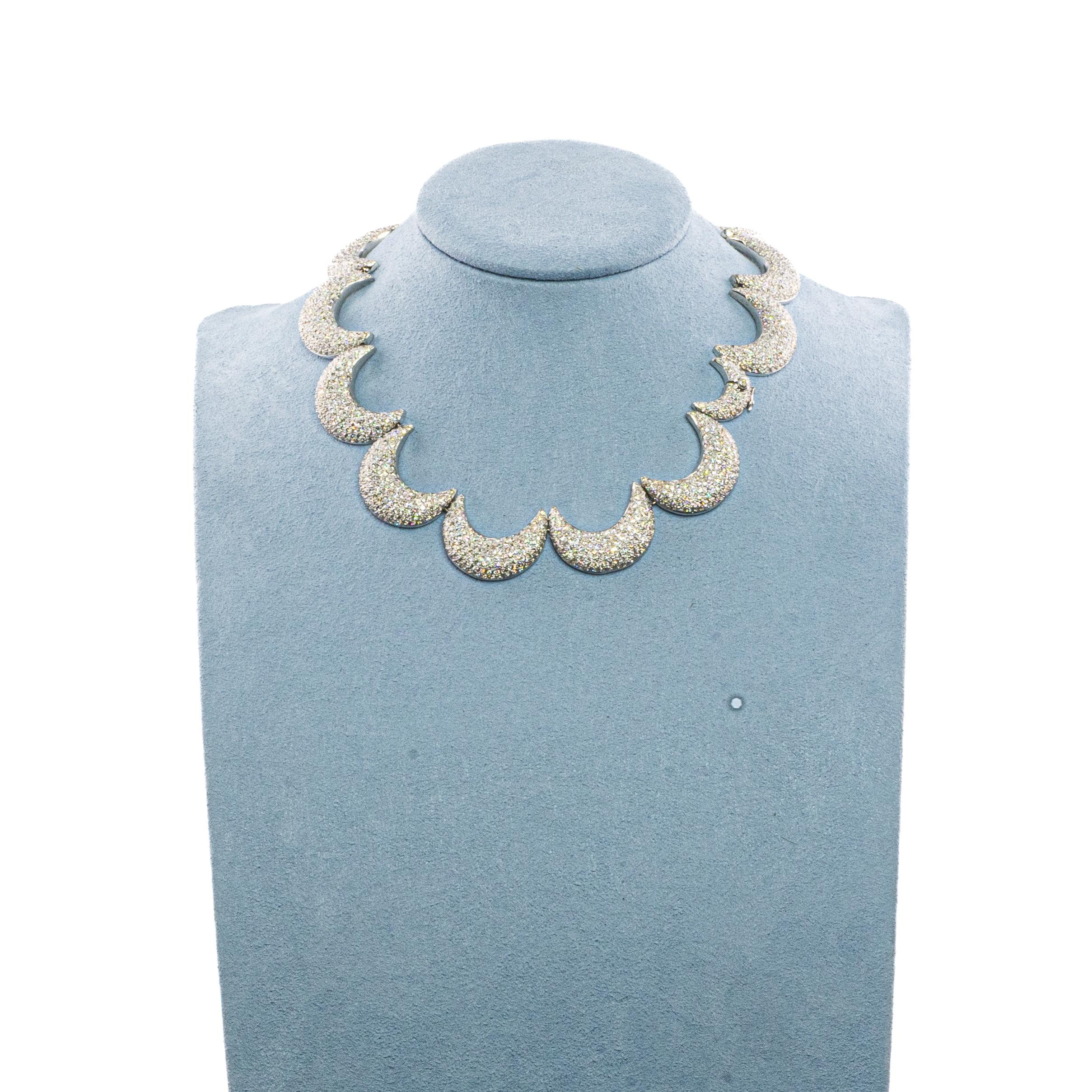 Retro Diamond Pavé Scalloped Collar Necklace For Sale