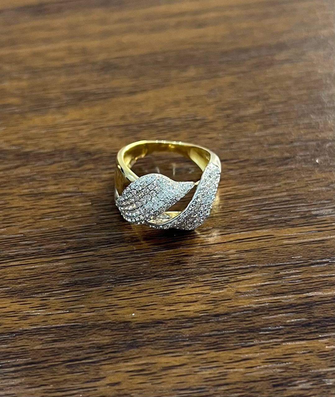 Diamant Pave Set Verflechtung Welle Twist 14K Gelbgold Aussage Dome Ring im Zustand „Neu“ im Angebot in Oakton, VA