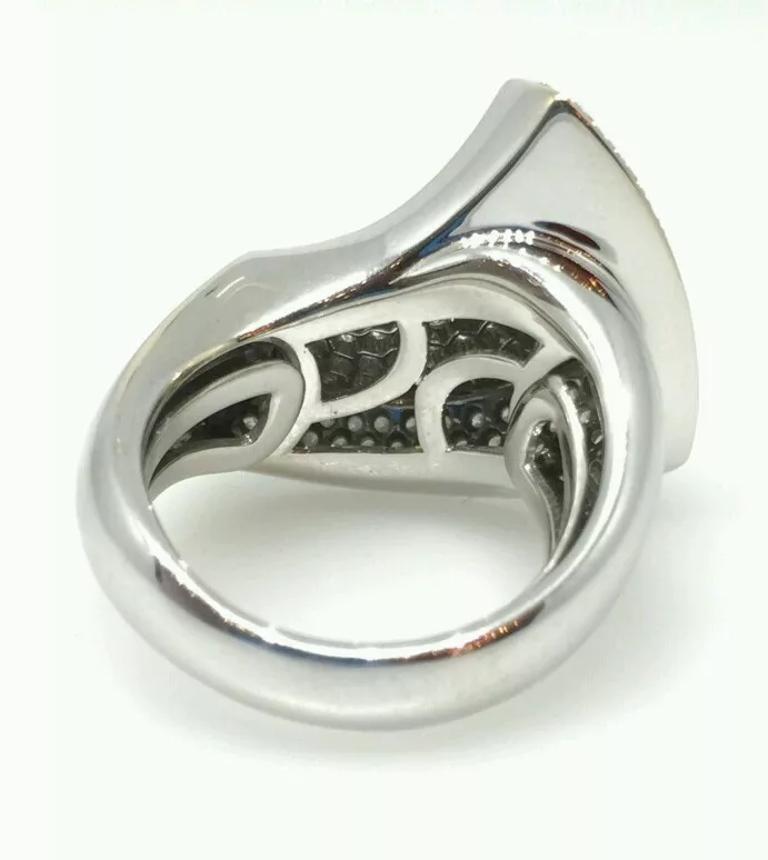 Diamond Pave Wave Ring 2.50 carat total weight Italian in 18k White Gold In Excellent Condition For Sale In La Jolla, CA