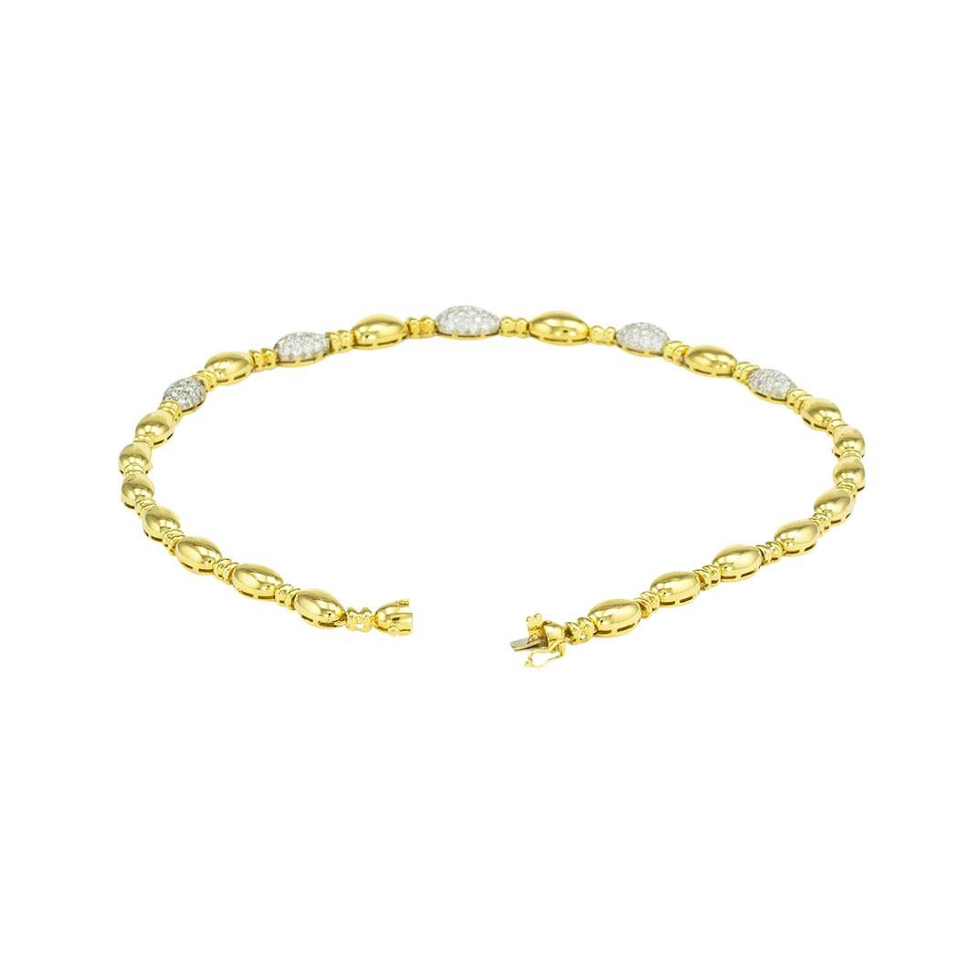 Diamond Pave Yellow Gold Necklace In Good Condition In Los Angeles, CA