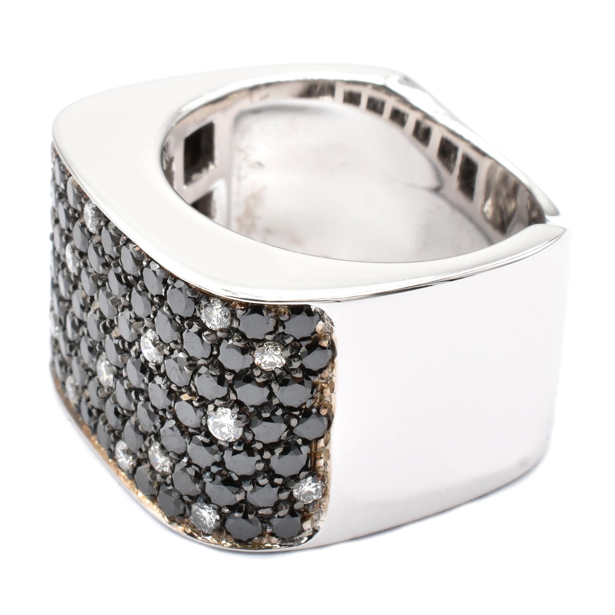 Contemporary Diamond Paveè Black and White Gold Square Ring Made in Italy